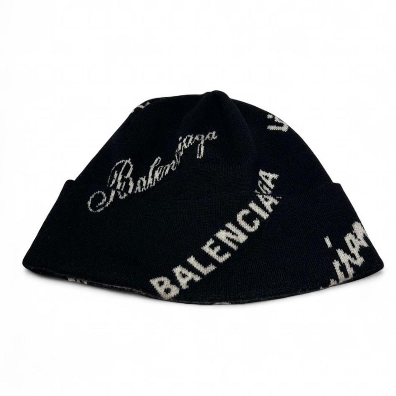 Balenciaga Balenciaga LogoMania All Over Knitted Beanie Size ONE SIZE - 1 Thumbnail