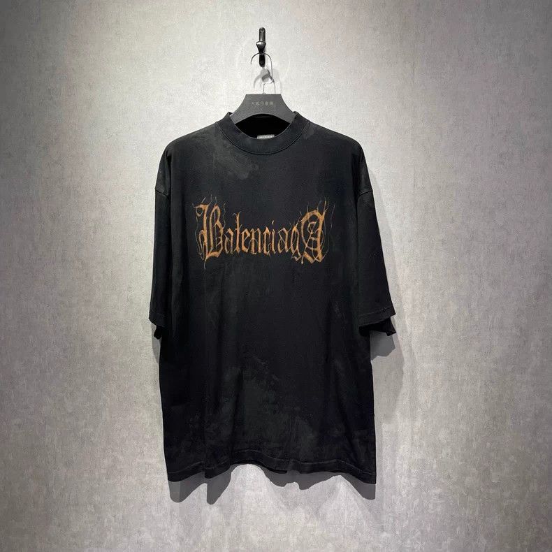 Balenciaga Balenciaga Sanskrit Logo Print T-shirt - dmc Size US M / EU 48-50 / 2 - 1 Thumbnail