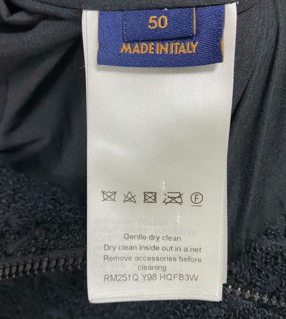Louis Vuitton Louis Vuitton 24 black zippered belted fleece jacket Size US M / EU 48-50 / 2 - 4 Thumbnail