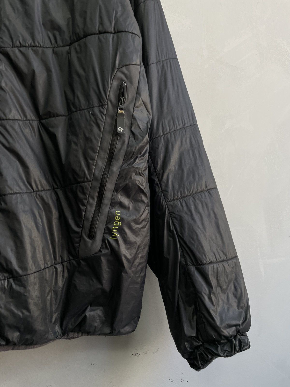 Norrona Norrona gorp core y2k primaloft rain jacket Size US L / EU 52-54 / 3 - 3 Thumbnail