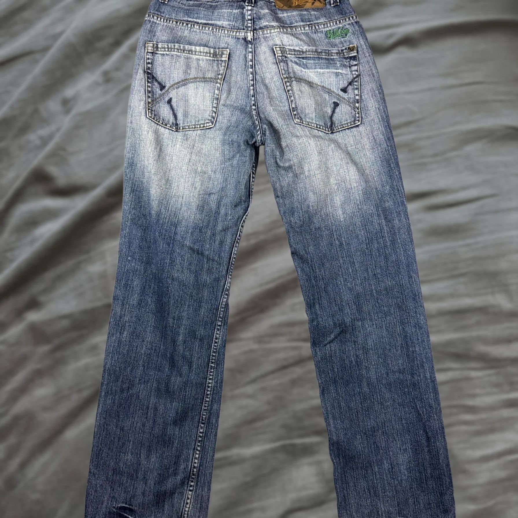 Billabong Billabong Exhaust Jeans Men's 31x30 Blue Medium Wash Relaxed Fit Denim Pants Jeans Straight Pockets Logo Size US 31 - 1 Thumbnail