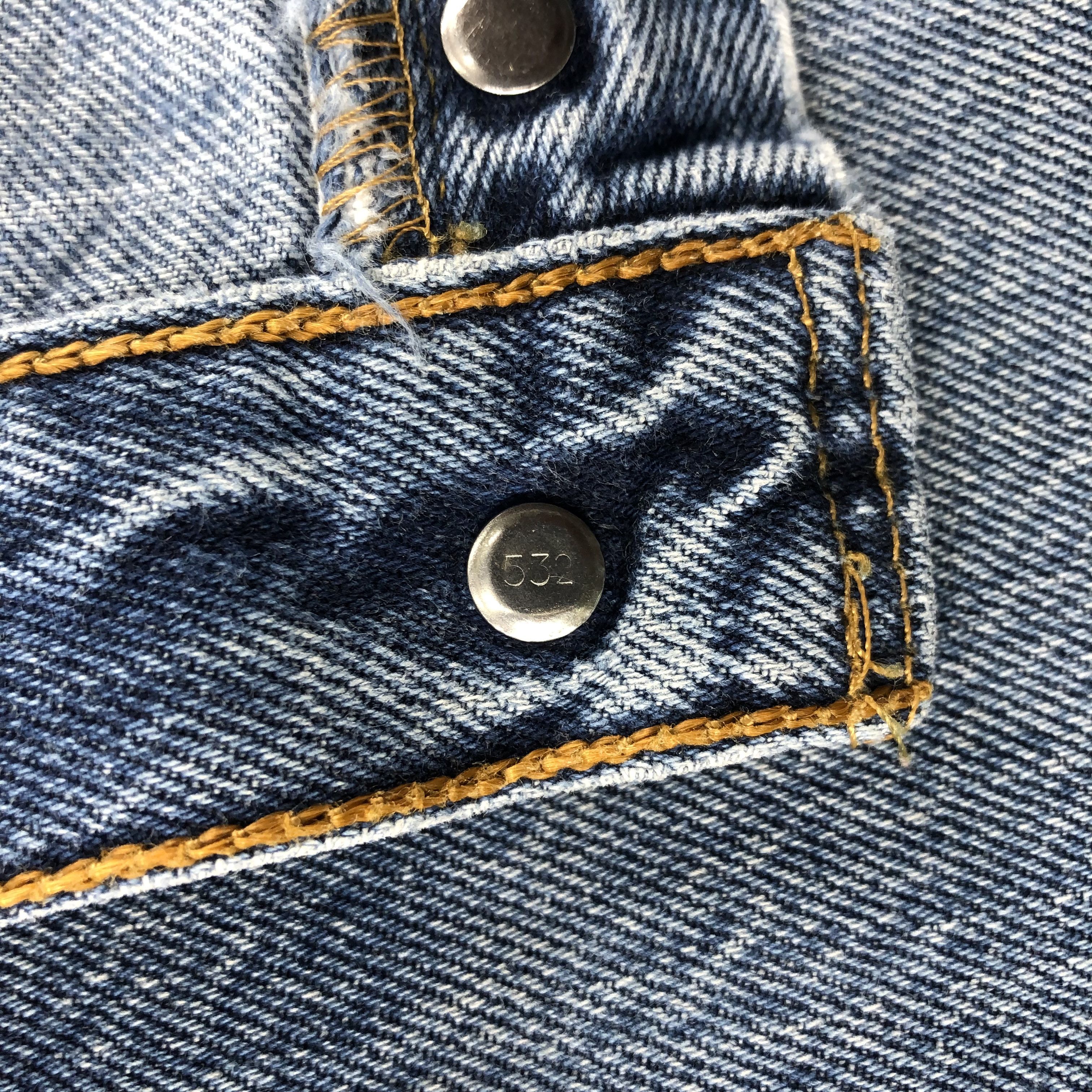 Levi's 90s Vintage Blue Wash Levis 501 Jeans-JM2747 Size US 36 / EU 52 - 14 Thumbnail