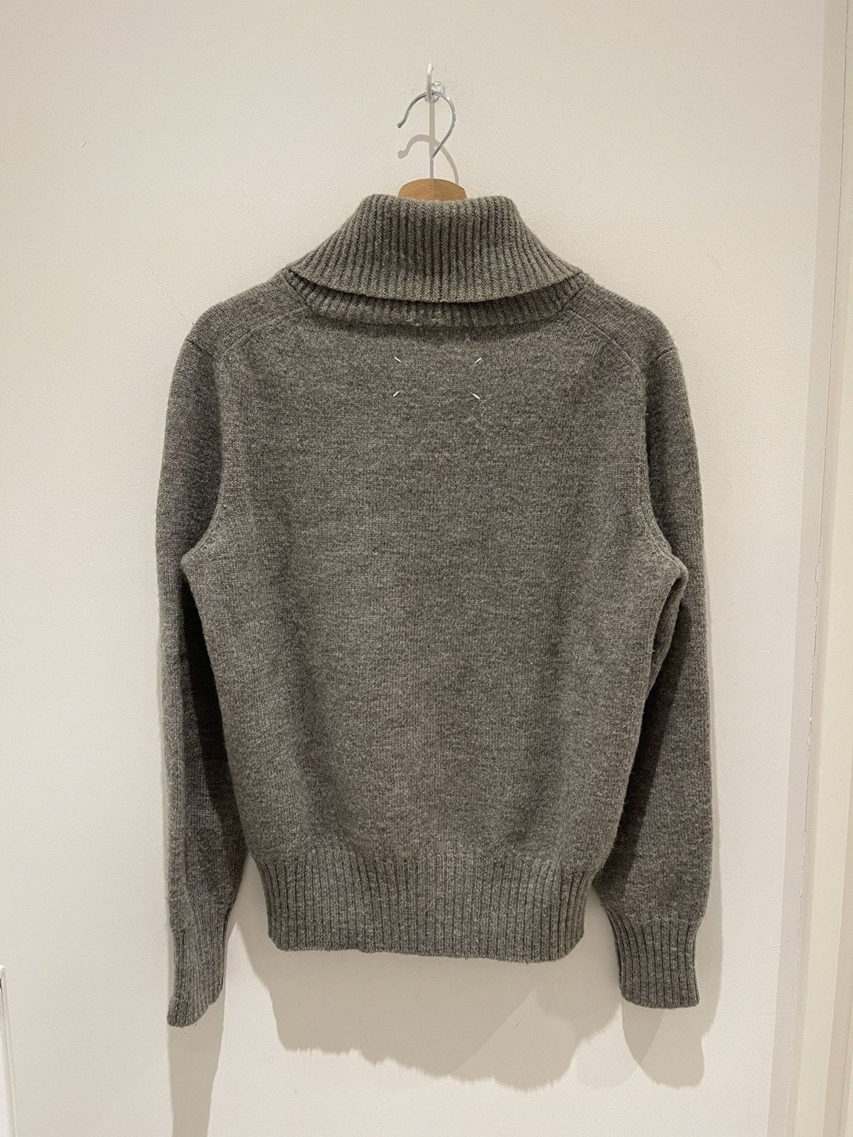 Maison Margiela Maison Margiela Fall 2004 Grey Wool Shawl Collar KnitSweater Size US M / EU 48-50 / 2 - 13 Thumbnail