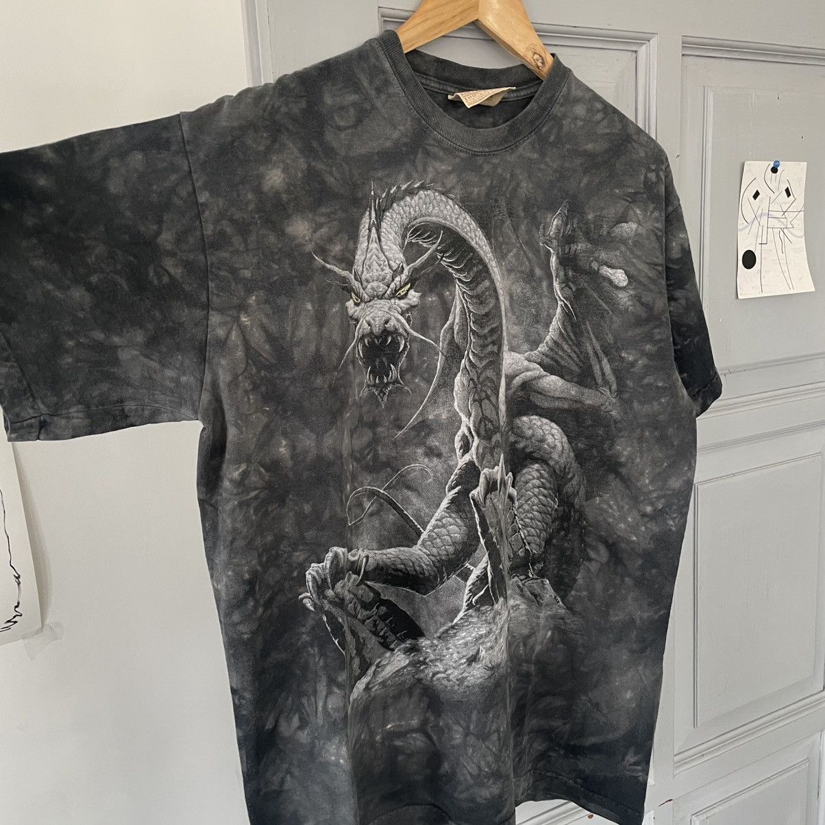 Japanese Brand × Vintage Vintage 00’s The Mountain Overprinted Dragon T-shirts Size US L / EU 52-54 / 3 - 4 Thumbnail