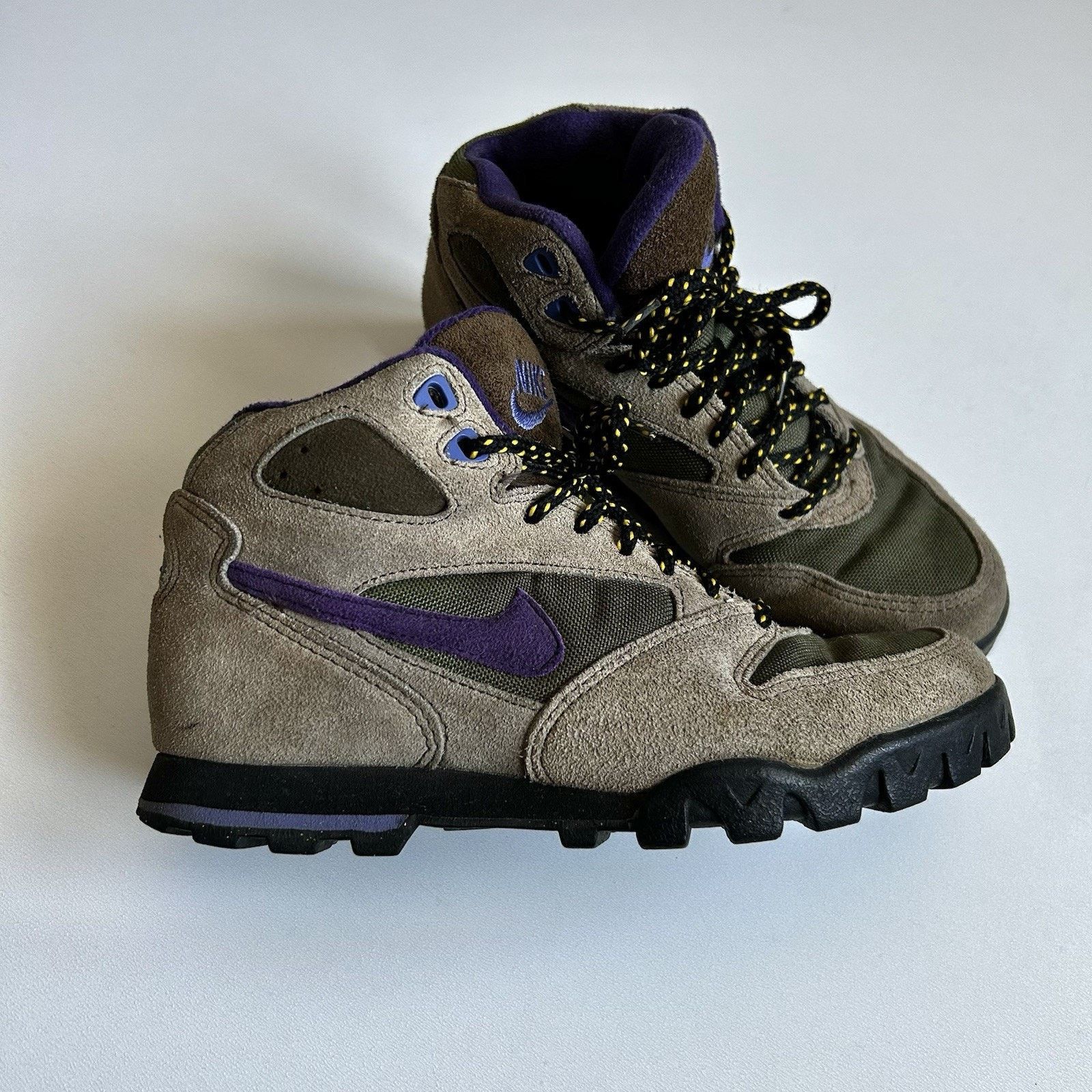 Nike Rare Vintage Nike ACG Air Talus 2000 Womens Green Blue Boots 