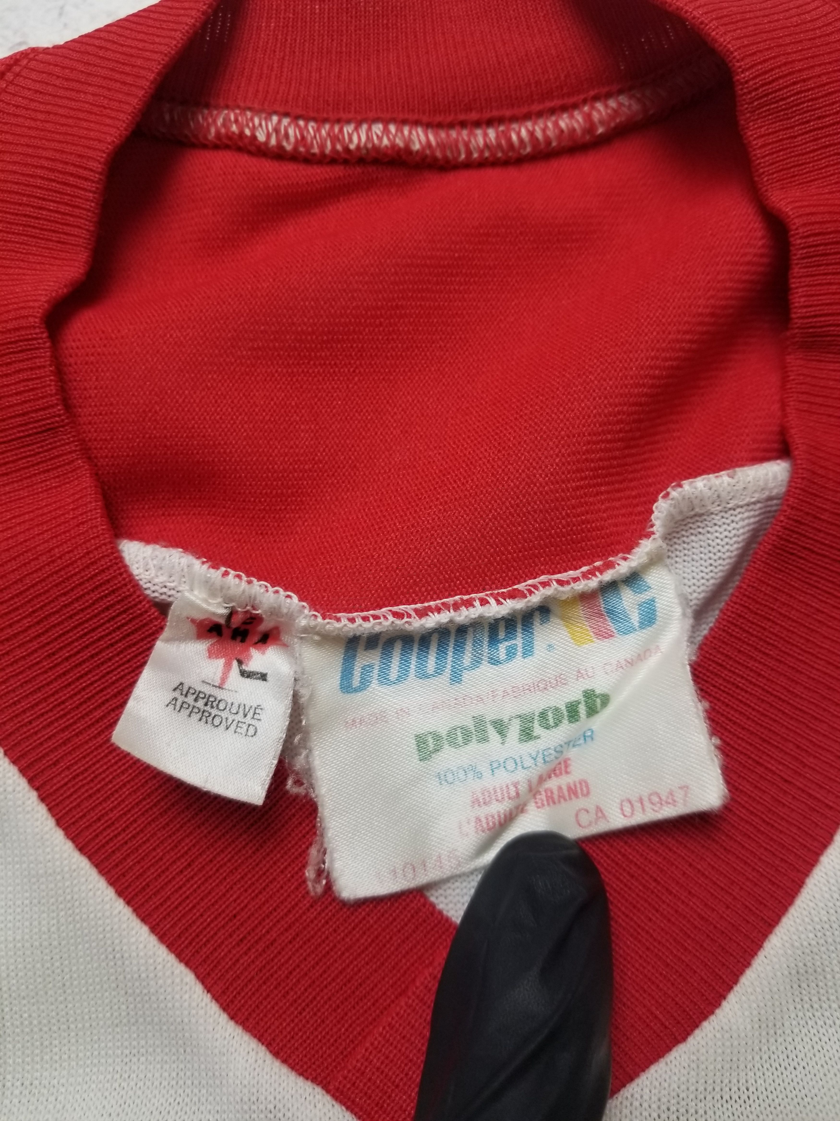 Cooper VTG Team Canada IIHF Olympic Hockey Jersey Cooper Polyzorb Size US L / EU 52-54 / 3 - 10 Thumbnail