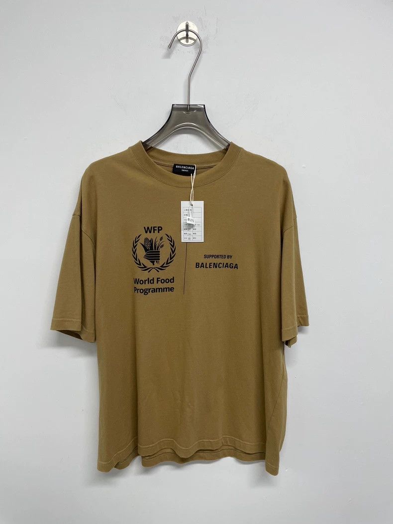 Balenciaga Balenciaga WFP printed Logo round neck pullover short slee Size US XL / EU 56 / 4 - 1 Thumbnail