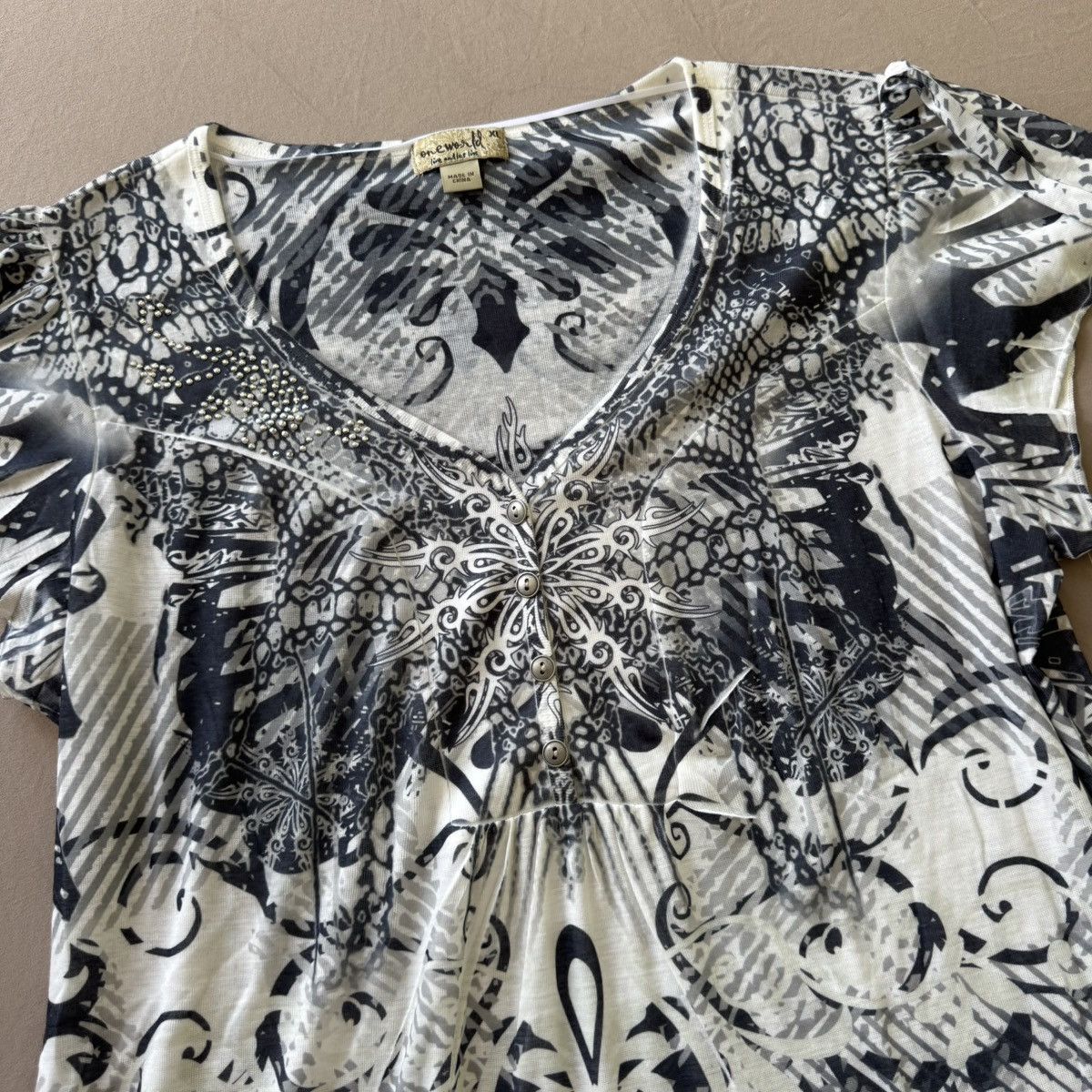 Other Y2K Early 2000s One World Abstract Flutter Sleeve Henley Top Size XL / US 12-14 / IT 48-50 - 5 Thumbnail