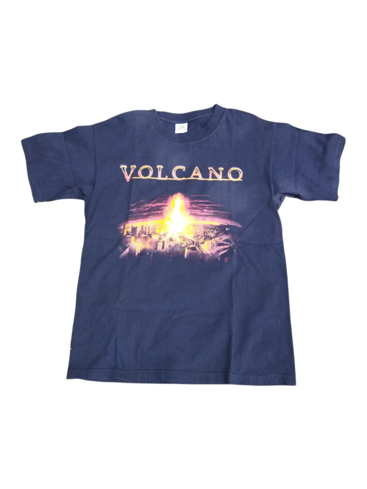 Other 2000s Vintage Volcano Movie Tee Size US L / EU 52-54 / 3 - 1 Thumbnail