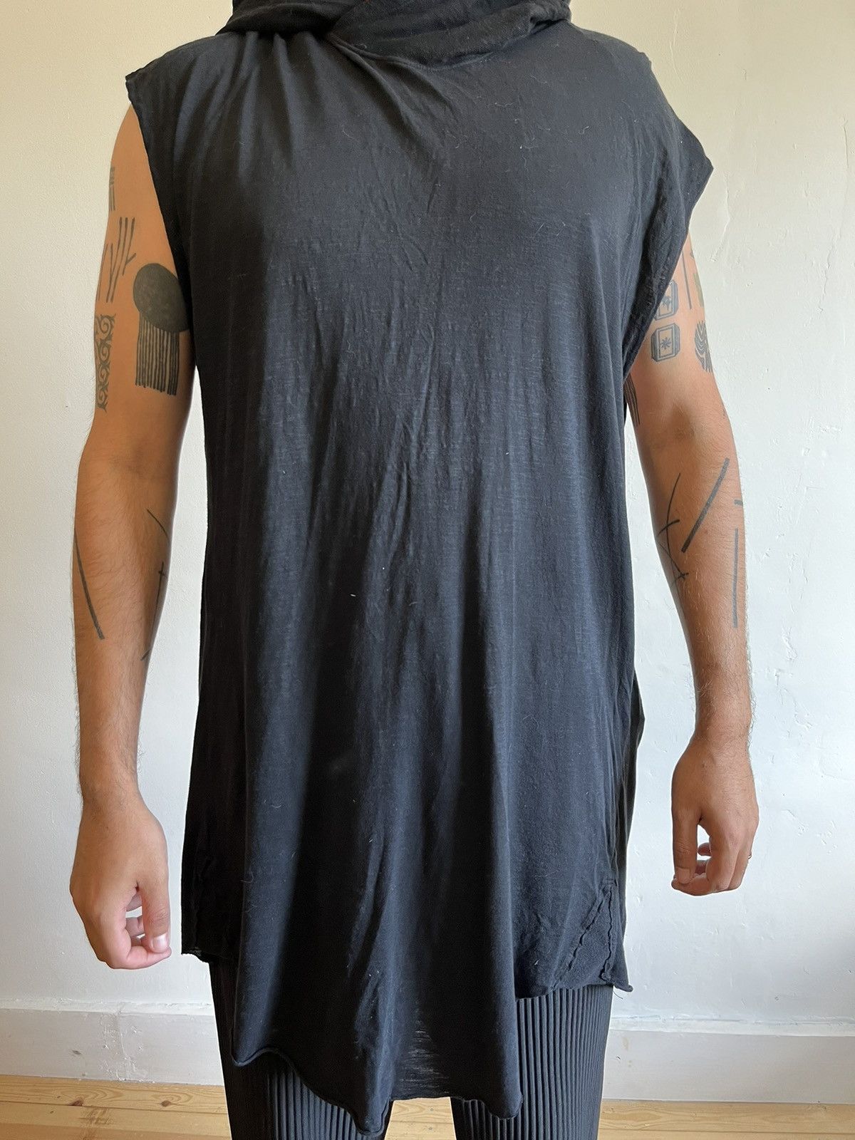 Lost & Found Ria Dunn Sleeveless hoody for layering Size US XL / EU 56 / 4 - 1 Thumbnail