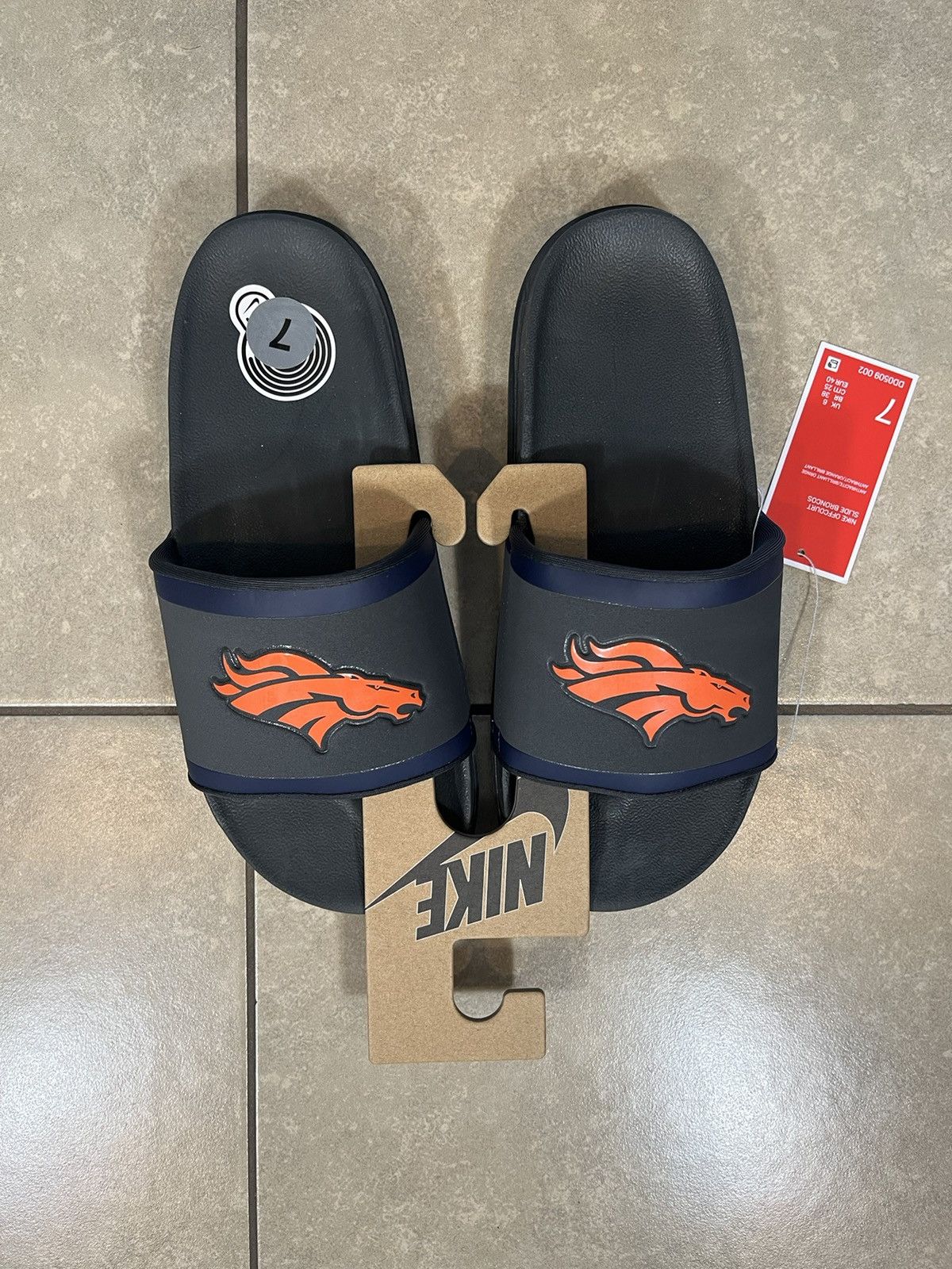 NFL × Nike Nike Denver Broncos NFL Slides Size US 7 / EU 40 - 1 Thumbnail