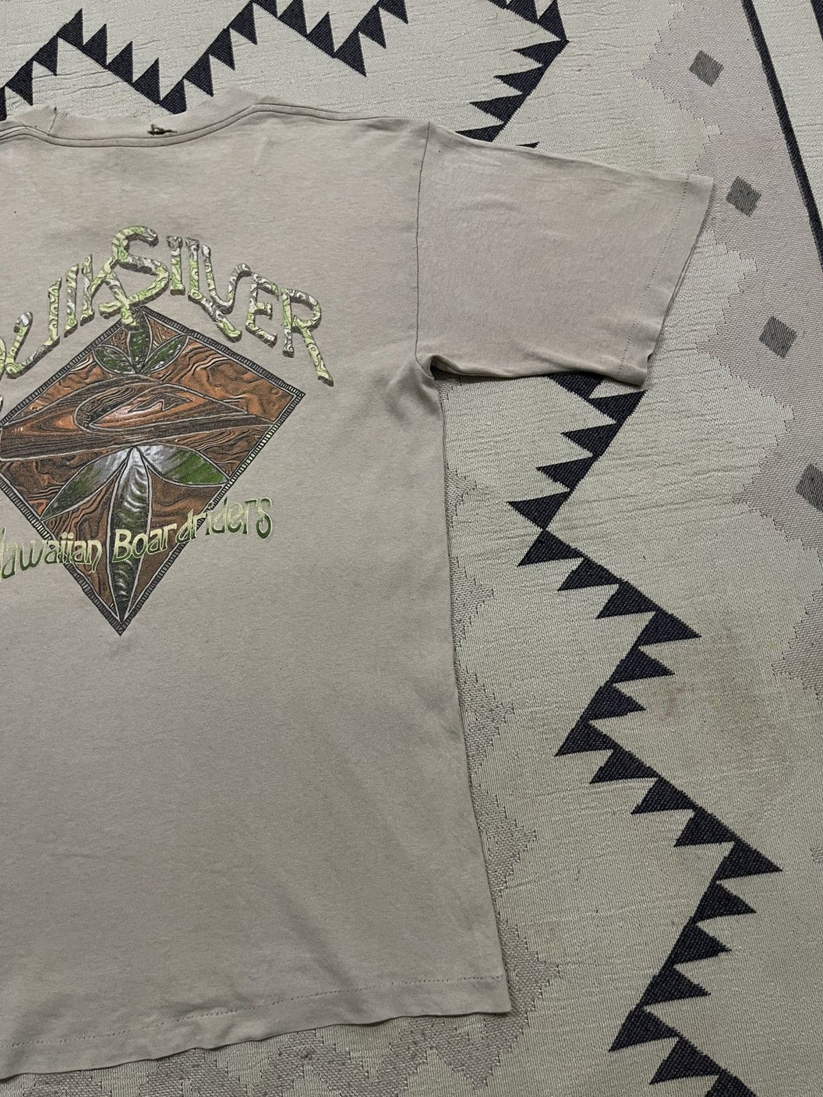 Quiksilver 1990s QUICKSILVER “HAWAIIAN BOARDRIDERS” SUNFADED DISTRESSED Size US S / EU 44-46 / 1 - 5 Thumbnail