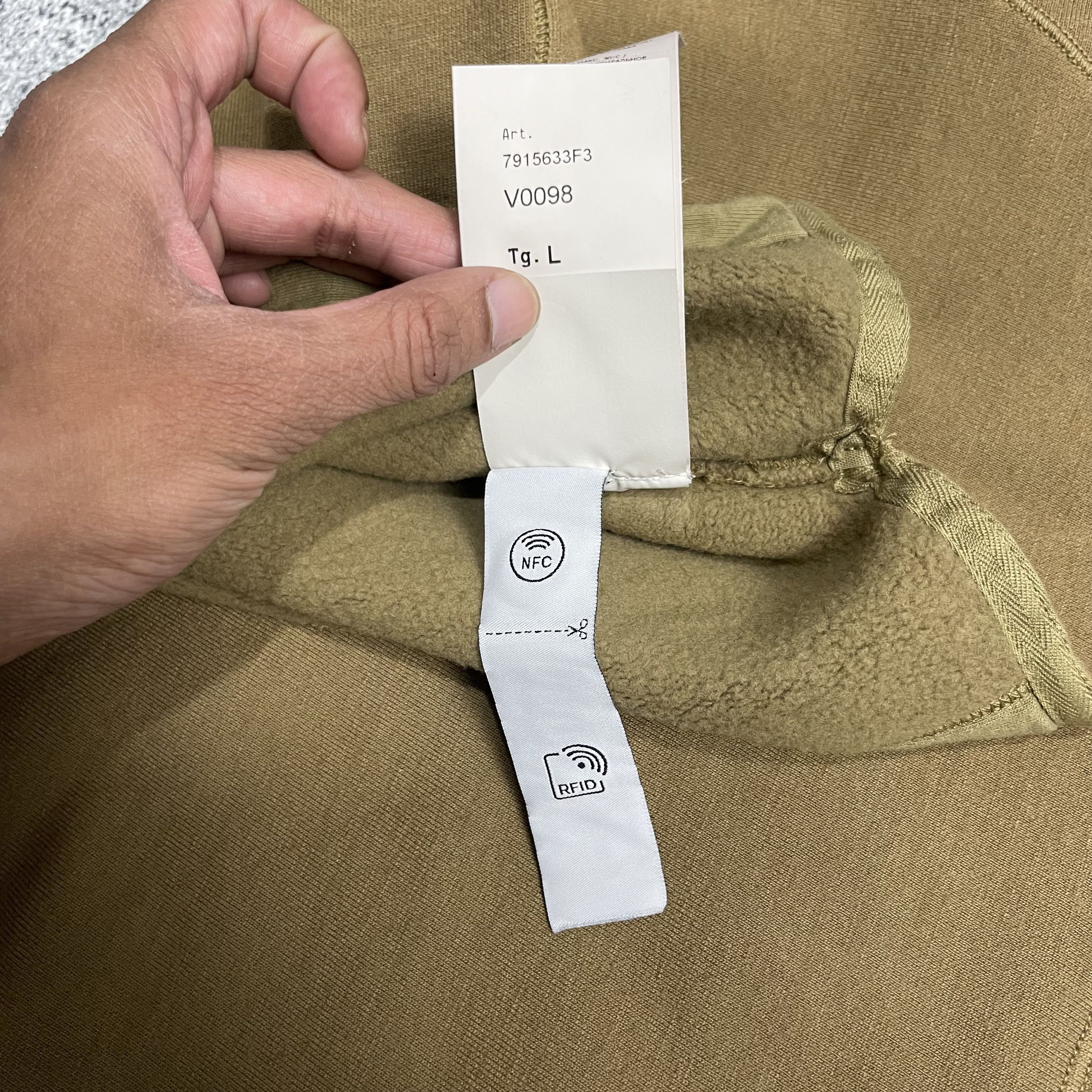 Stone Island STONE ISLAND GHOST PIECE CREWNECK BROWN Size US L / EU 52-54 / 3 - 13 Thumbnail