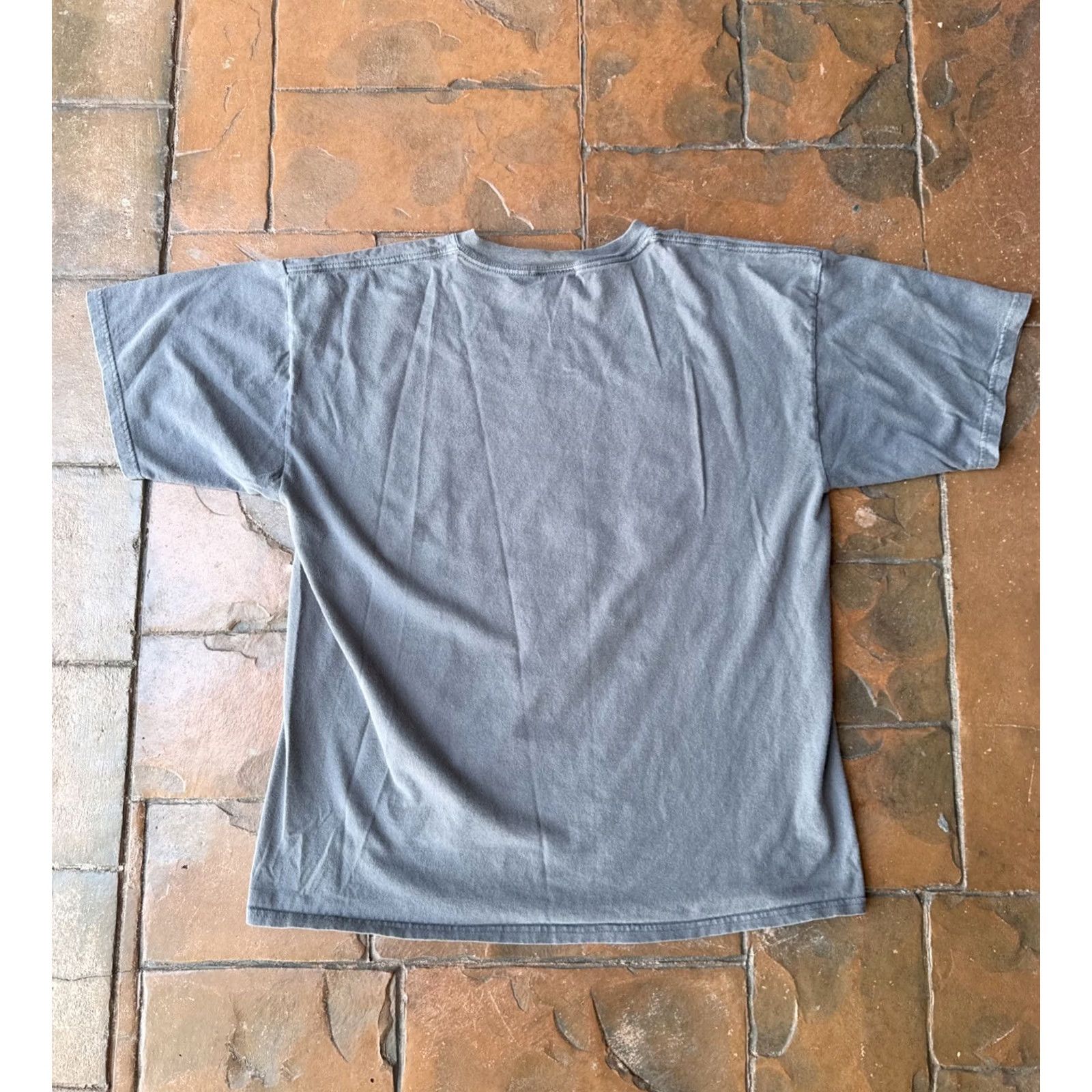 Disney VINTAGE Grumpys Pit Crew T-Shirt XL Gray Disney World Racing Dwarfs Shirt Mens 90s Y2K Disney Size US XL / EU 56 / 4 - 3 Thumbnail