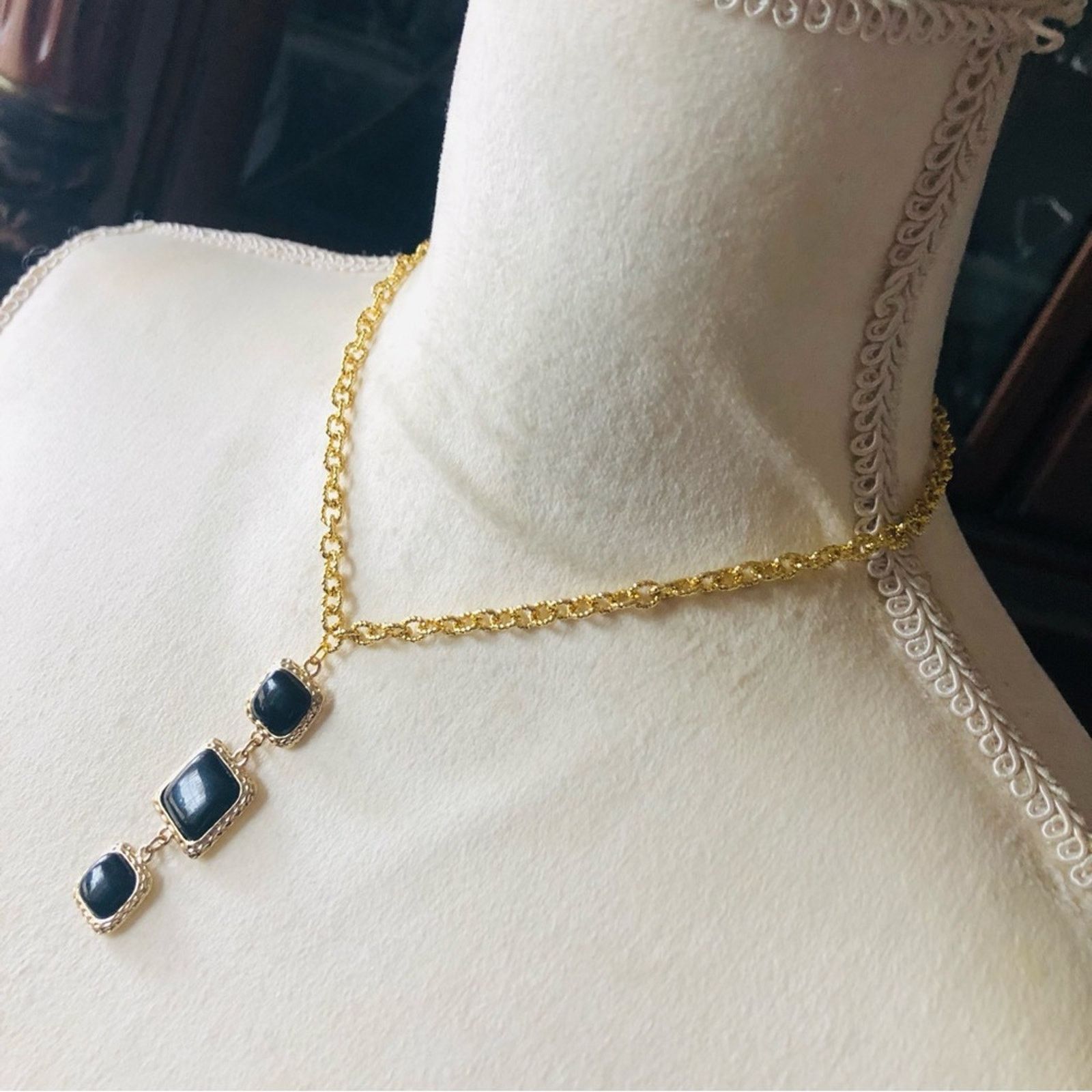 Handmade Hand crafted black chandelier pendant necklace Size ONE SIZE - 4 Thumbnail