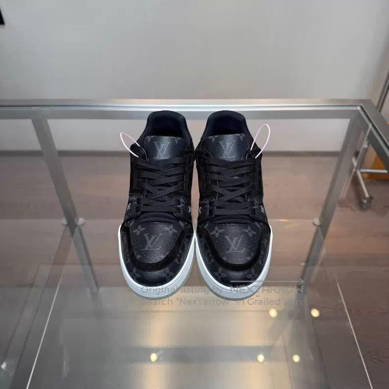 Louis Vuitton Louis Vuitton TRAINER Black presbyopia shoes Size US 7 / EU 40 - 6 Thumbnail