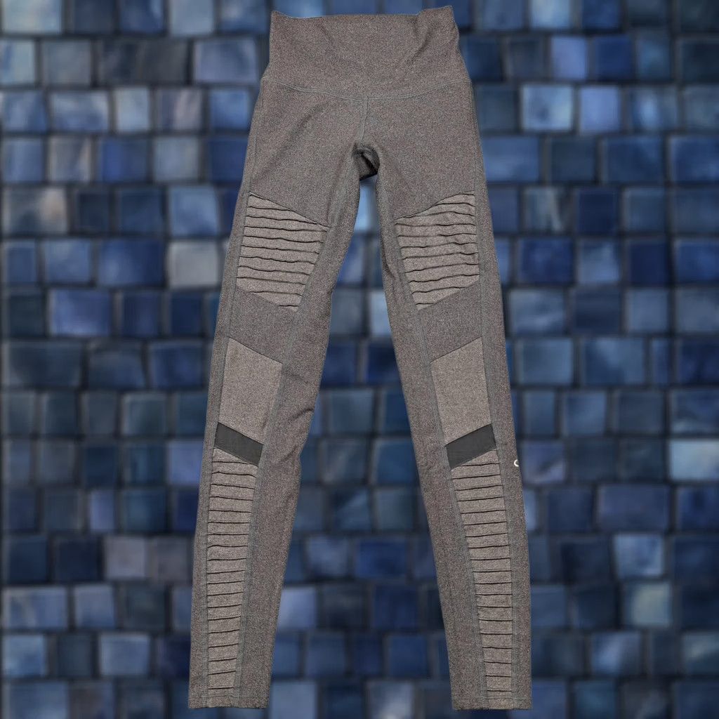 Alo Alo Leggings Womens Gray XS High Rise Moto Ankle Yoga Athletic Gym Pants Size 26" / US 2 / IT 38 - 1 Thumbnail