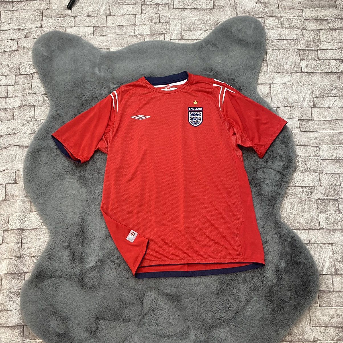 Umbro ENGLAND NATIONAL TEAM 2004/2005 AWAY FOOTBALL JERSEY UMBRO Size US XL / EU 56 / 4 - 1 Thumbnail