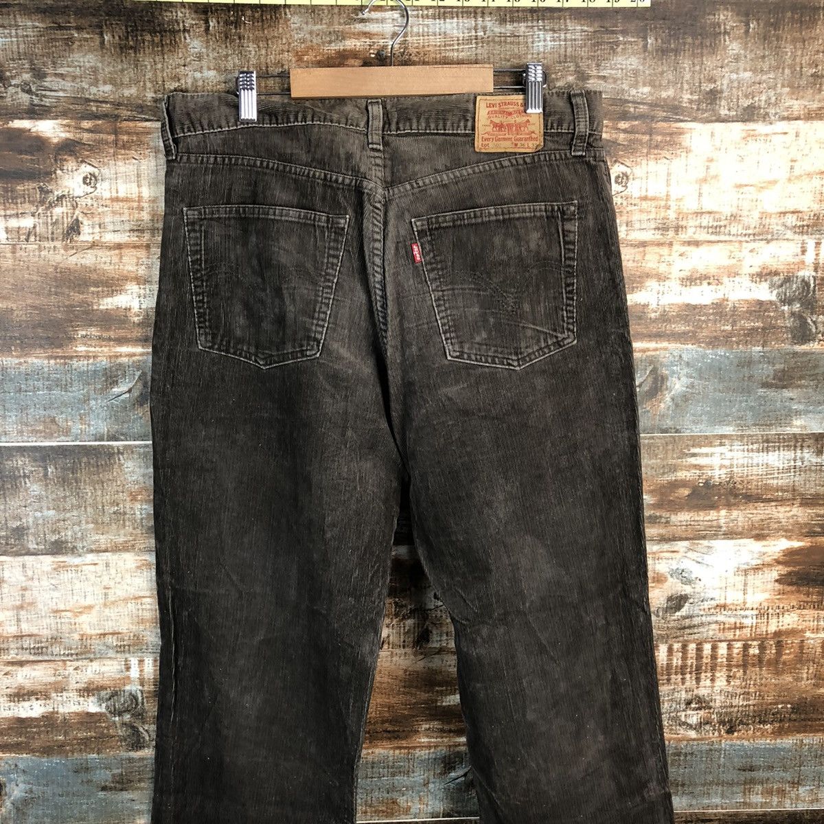 Levi's DL 502 Levis Brown Corduroy vintage Pants #C116 Size US 36 / EU 52 - 12 Thumbnail