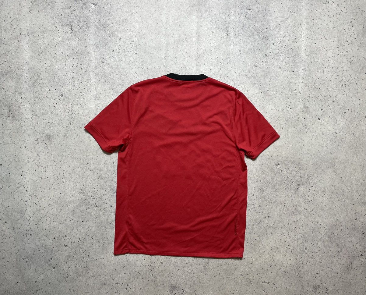 Nike Vintage Nike FC Manchester United Soccer Jersey 2009 Y2K Size US M / EU 48-50 / 2 - 2 Thumbnail