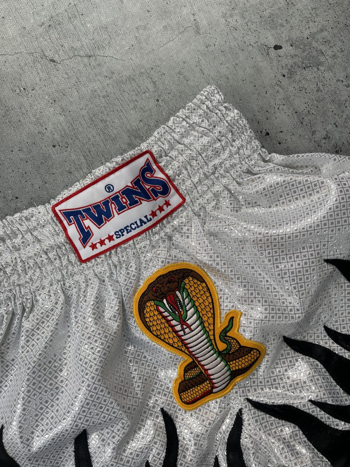 Twins × Vintage Vintage Rare Sneak Twins Shorts Size US 36 / EU 52 - 3 Thumbnail