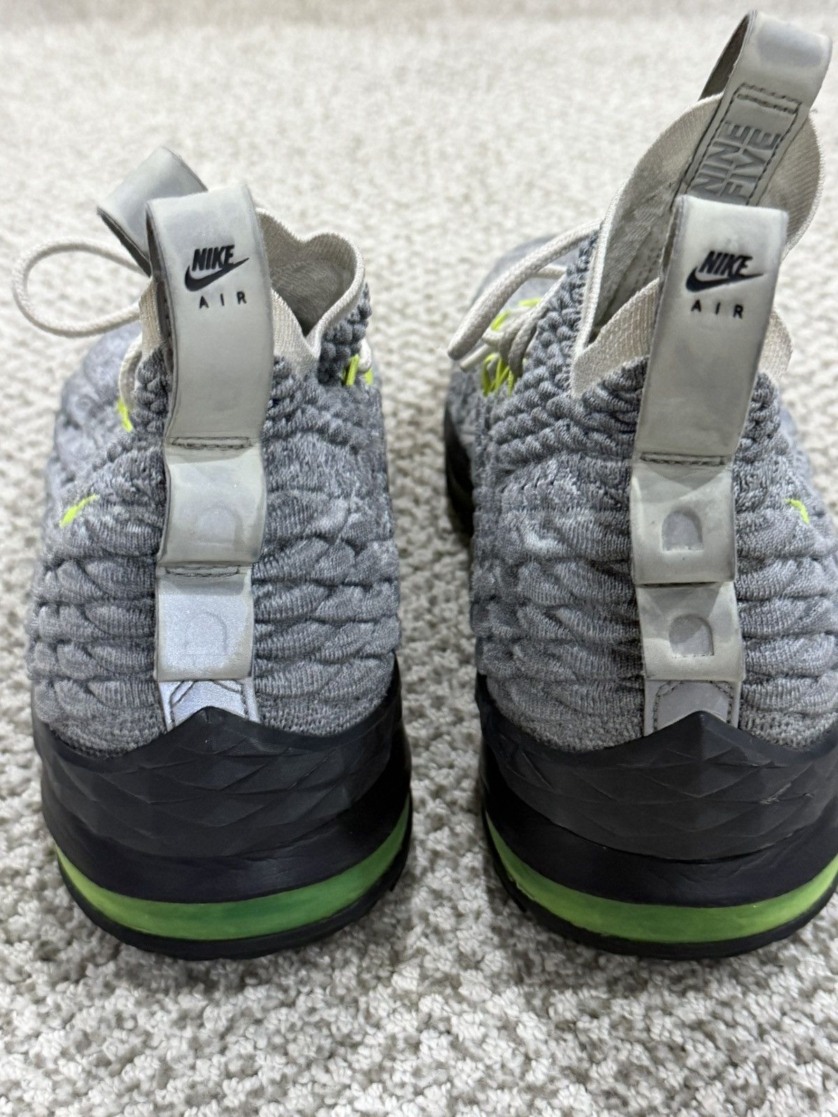 Nike Nike LeBron 15 Air Max 95 Size US 11.5 / EU 44-45 - 4 Thumbnail