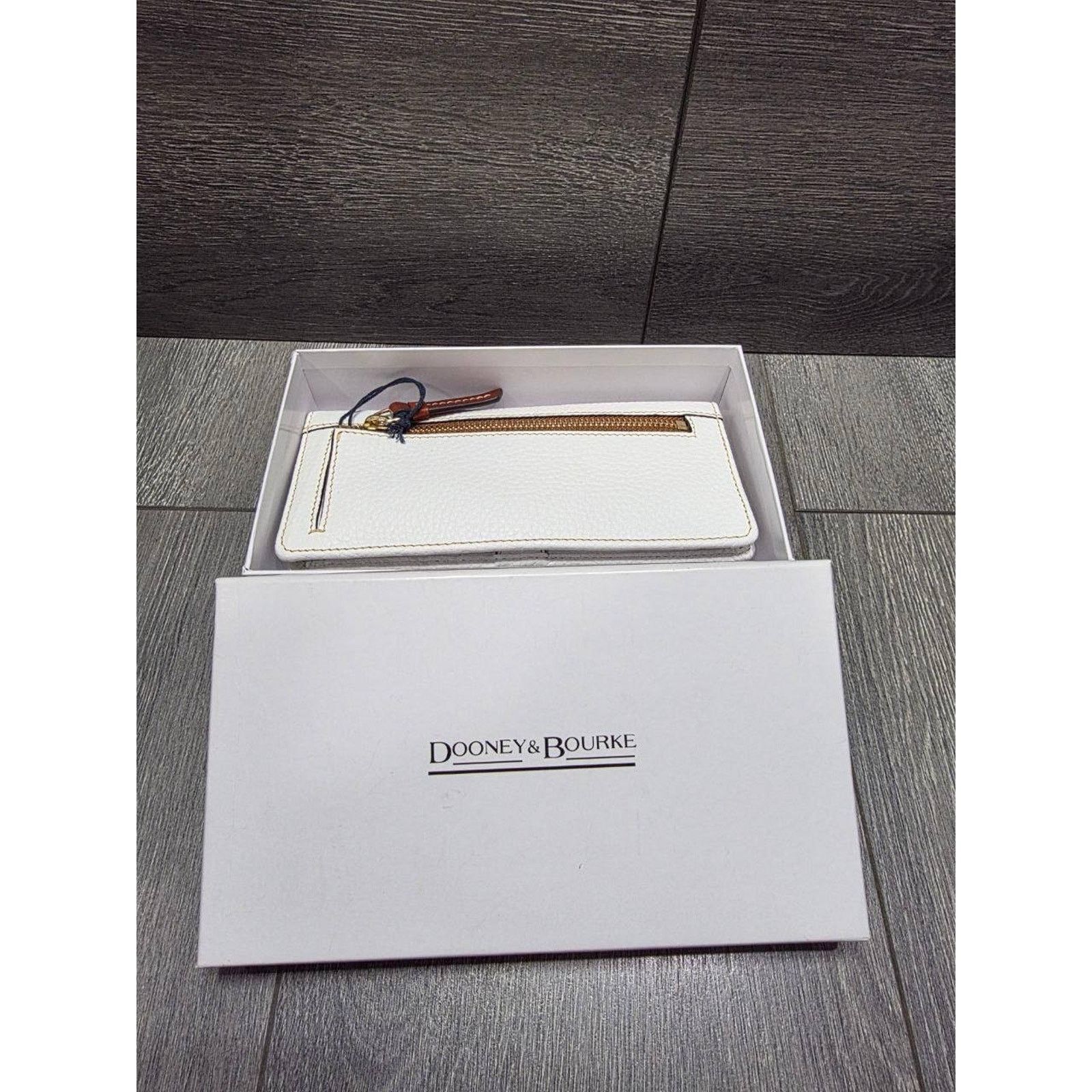 Dooney & Bourke Dooney & Bourke Leather wallet White bag B000561 Size ONE SIZE - 10 Thumbnail
