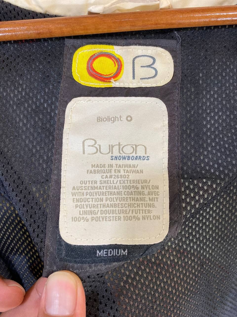 Burton vintage burton snowboards ski jacket nice design Size US M / EU 48-50 / 2 - 8 Thumbnail