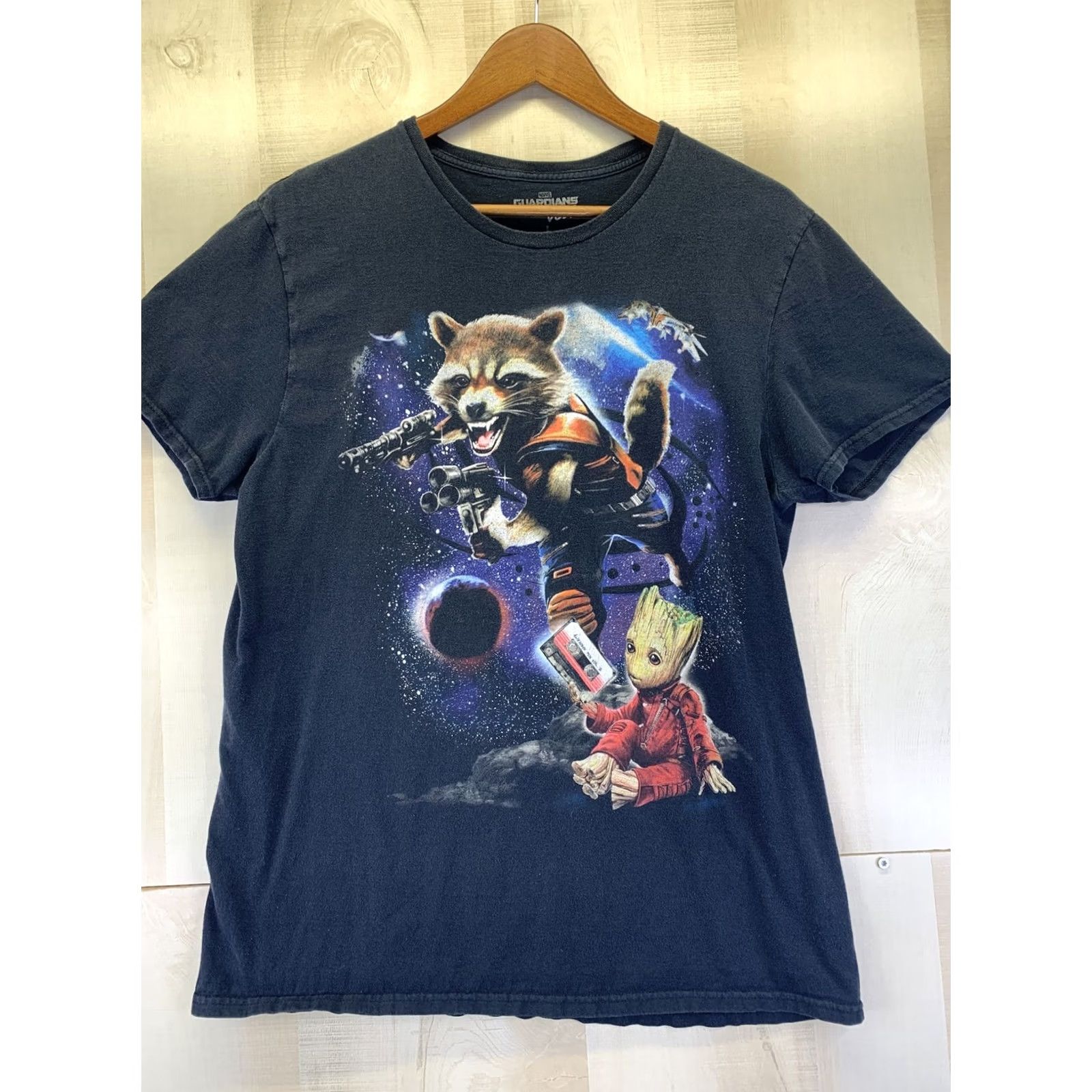 Vintage Marvel Guardians Of the Galaxy Rocket Groot Graphic T Shirt Men’s SZ L Black Cotton Crew Neck Short Sleeve, Interpreting 4880 Size US L / EU 52-54 / 3 - 2 Thumbnail