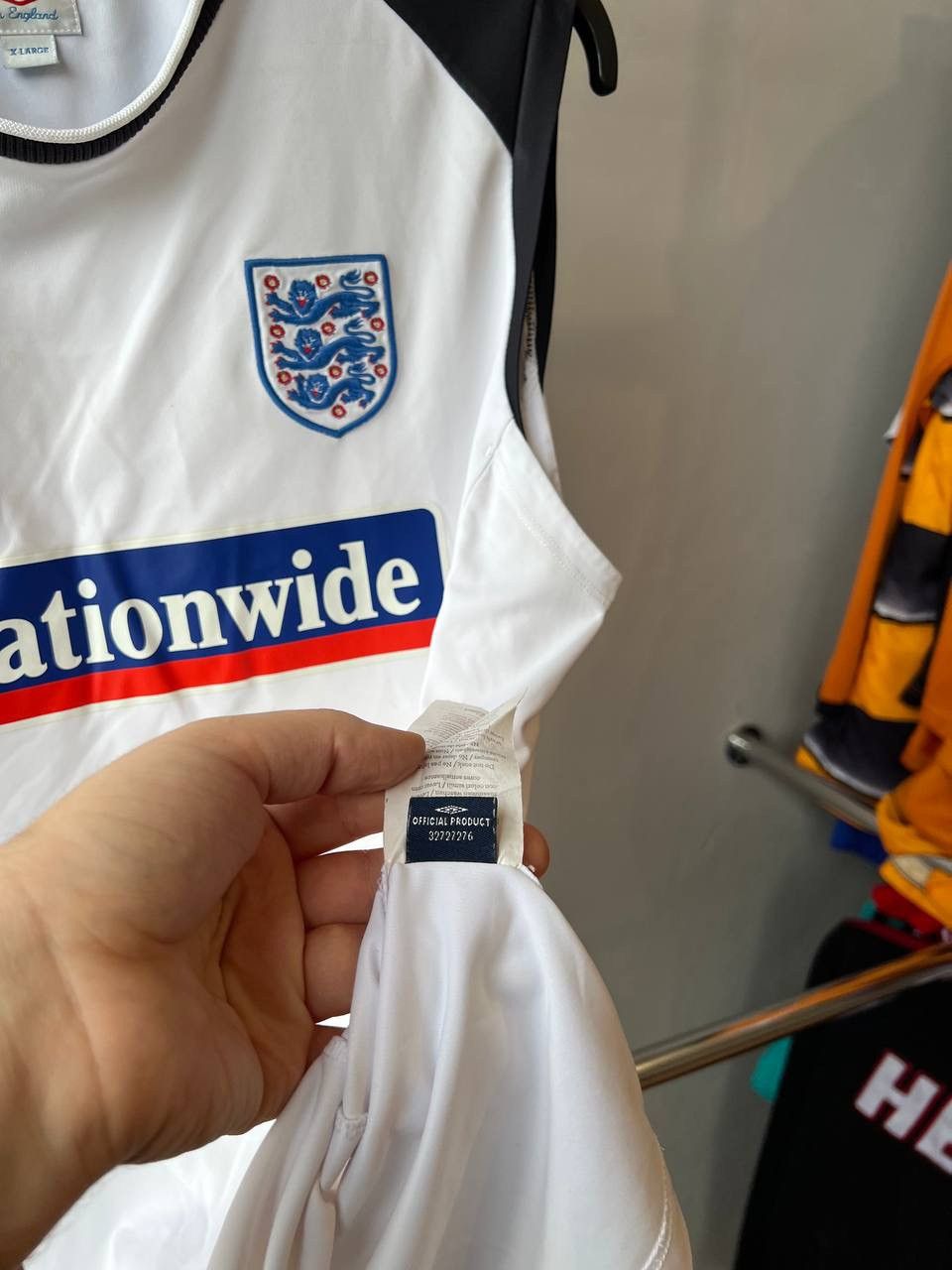 Umbro 2009/10 ENGLAND TEAM TRAINING SOCCER FOOTBALL JERSEY VEST XL Size US XL / EU 56 / 4 - 10 Thumbnail