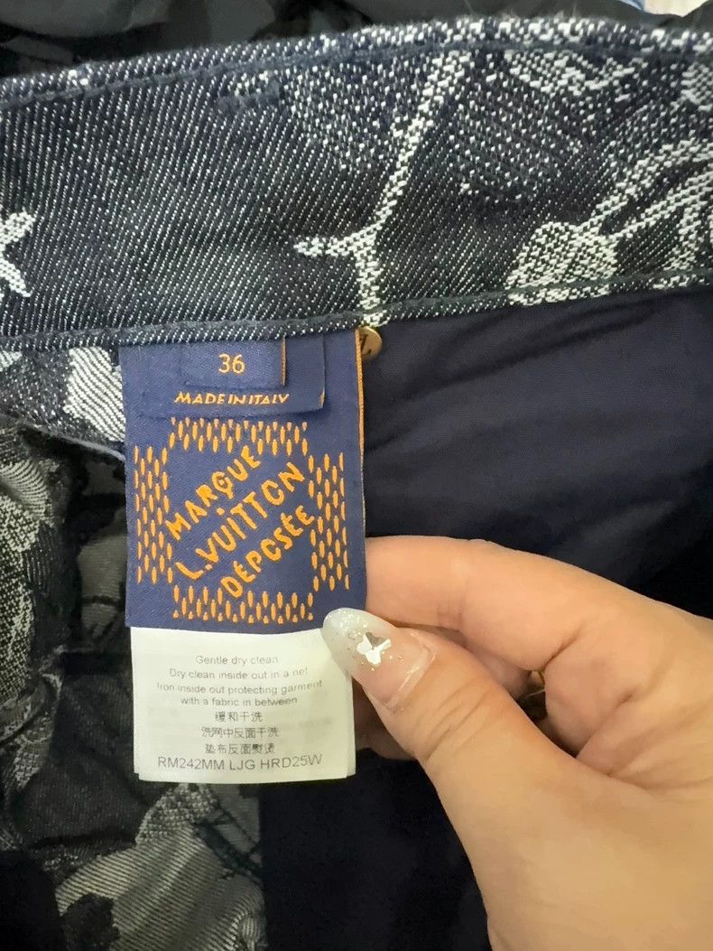 Louis Vuitton Louis Vuitton Floral shorts Size US 36 / EU 52 - 3 Thumbnail