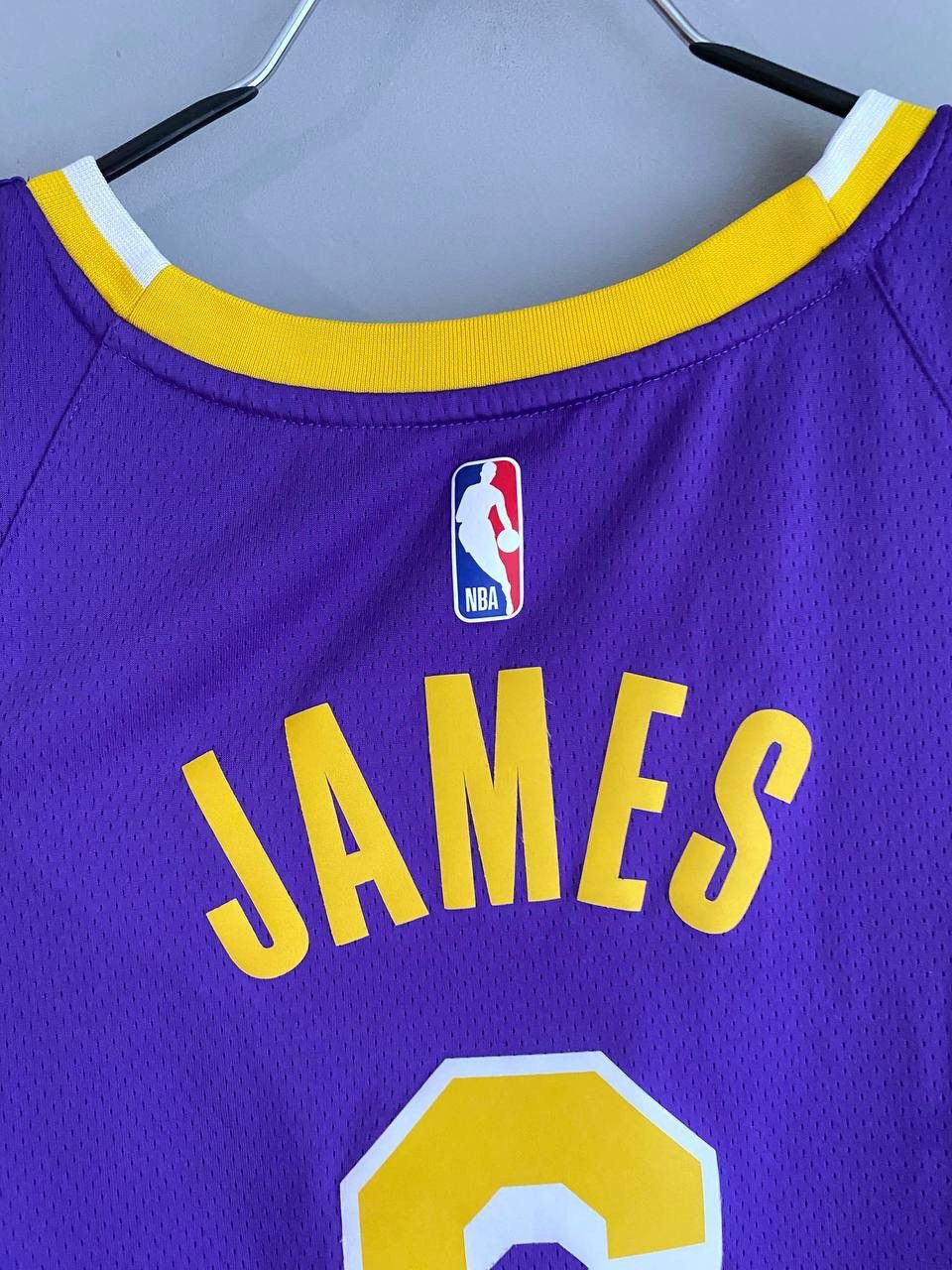 Jordan Brand NBA Basketball Jersey LA Lakers #6 JAMES, XXL, CV9481-513 Size US XXL / EU 58 / 5 - 11 Thumbnail