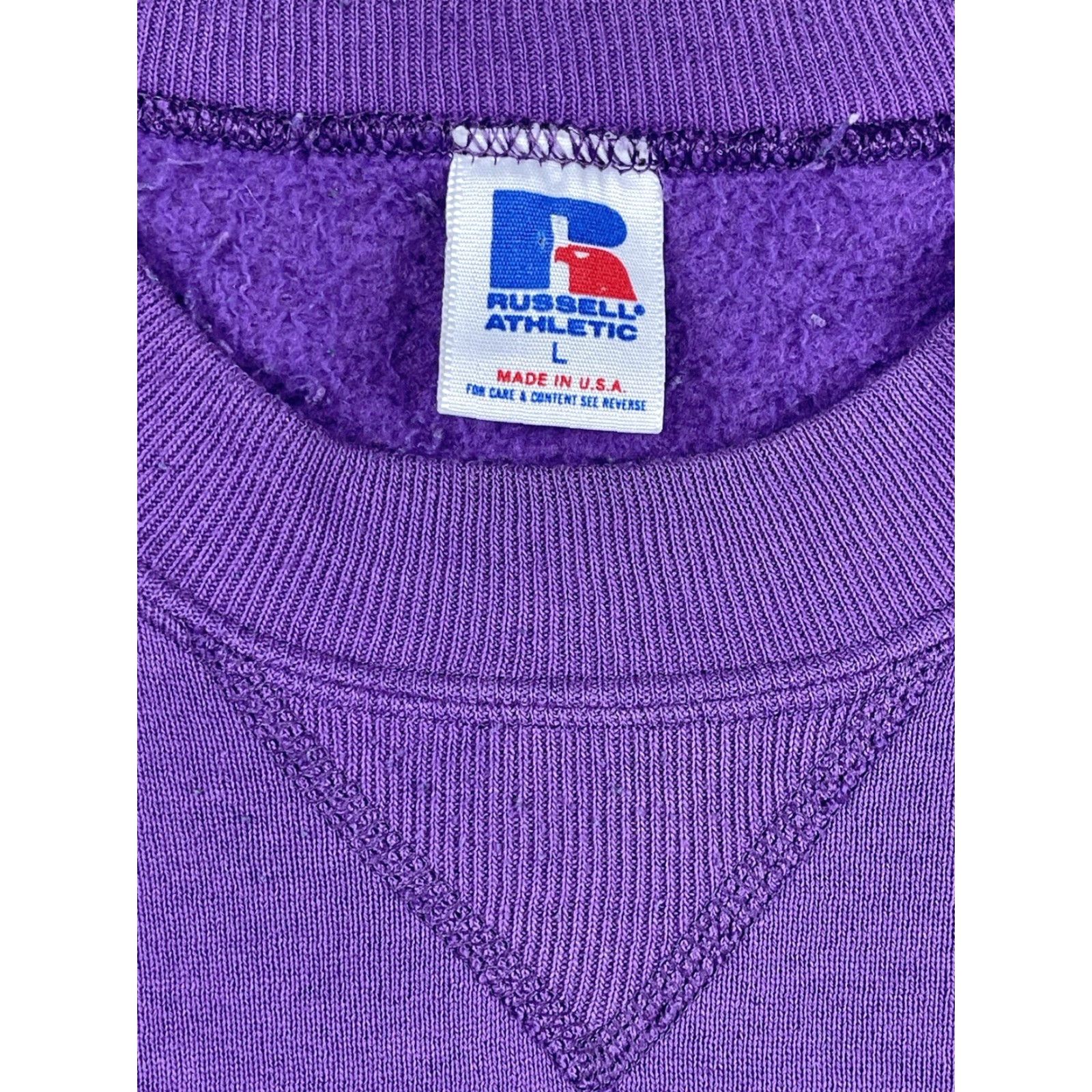 Vintage VINTAGE Russell Athletic Sweatshirt Crewneck L Ravens Purple 80s USA Men’s Pullover 90s Sports Logo Cotton Size US L / EU 52-54 / 3 - 2 Thumbnail