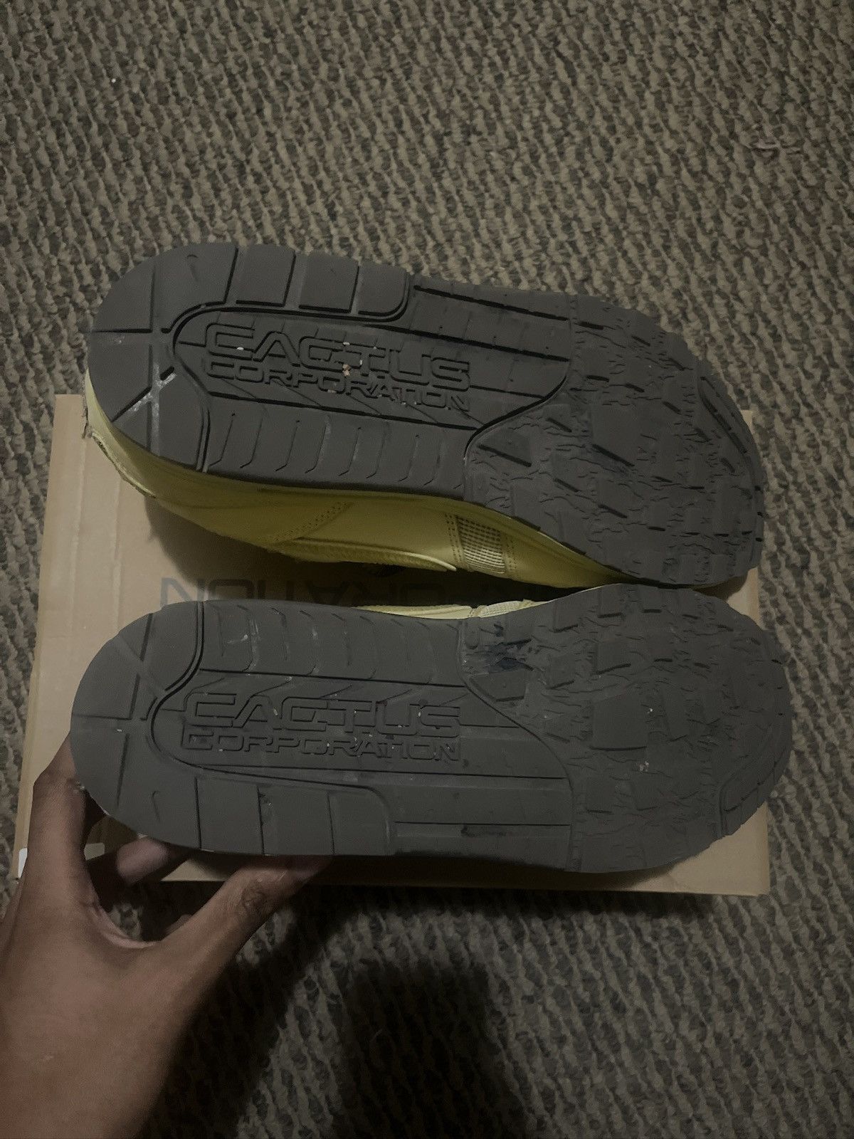 Nike × Travis Scott travis scott air max 1s Size US 12 / EU 45 - 3 Thumbnail
