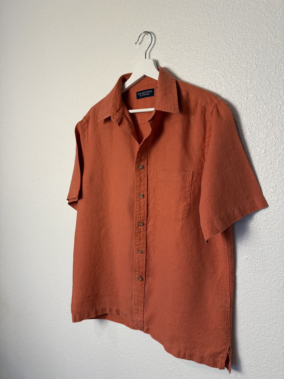 Roundtree & Yorke Roundtree&Yorke men’s linen shirt M size Size US M / EU 48-50 / 2 - 6 Thumbnail