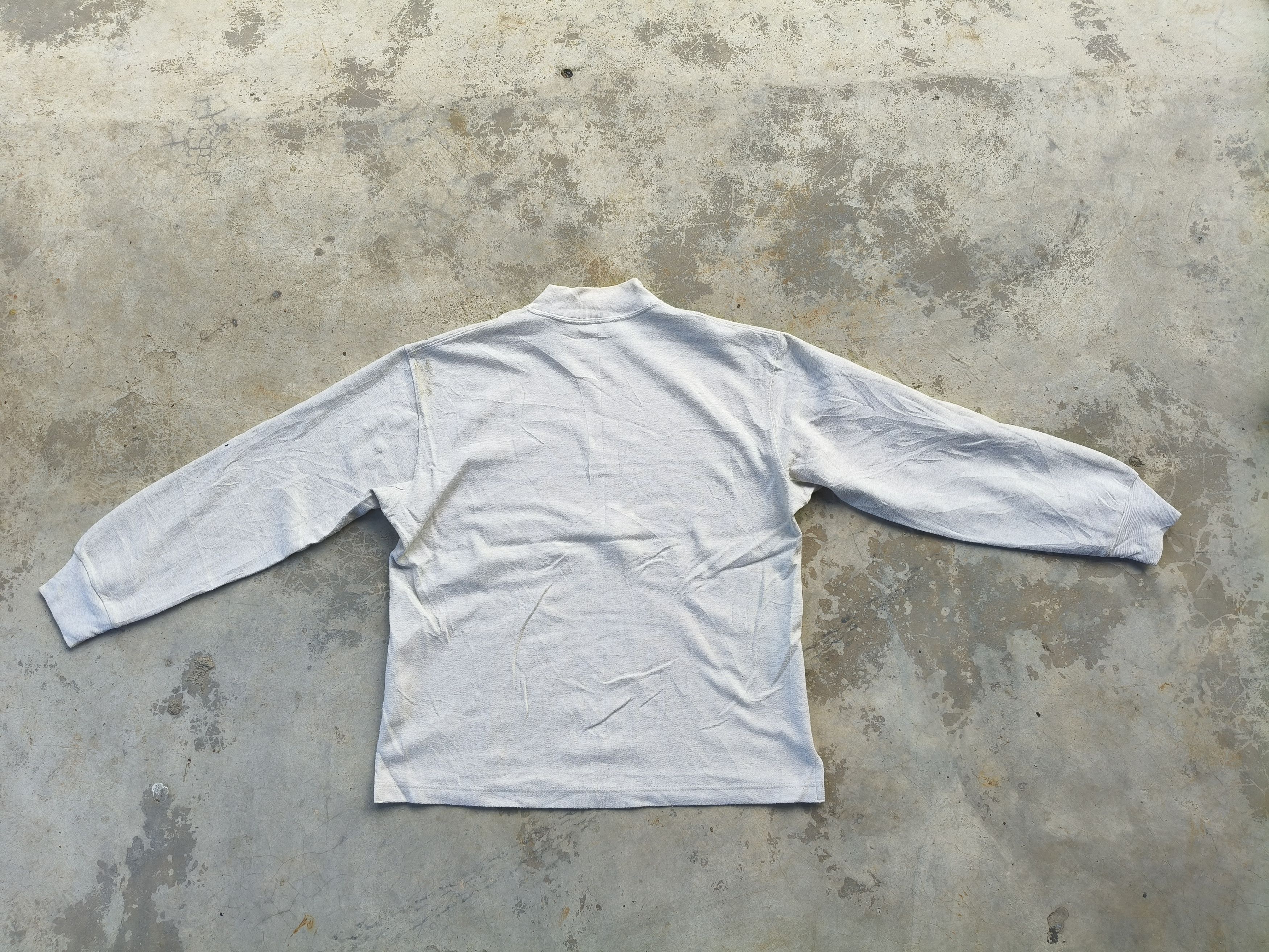 Lemaire × Uniqlo Uniqlo Lemaire Round Neck Size L / US 10 / IT 46 - 4 Thumbnail