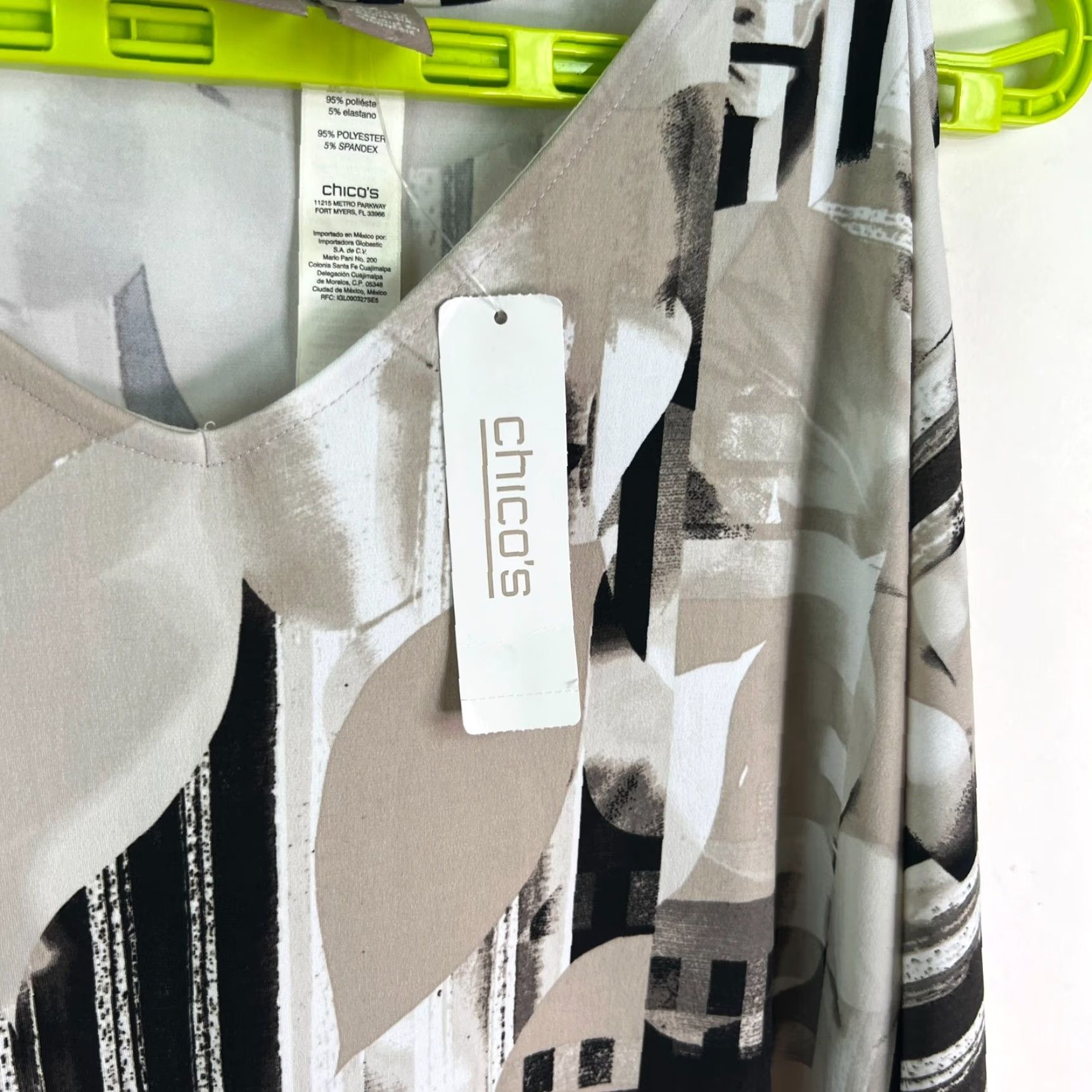 Vintage Chico's Dress Womens Size 3 Midi Beige/Black/White Cold Shoulder Geometric Chiffon 3/4 Sleeve Cocktail Workwear Size XS / US 0-2 / IT 36-38 - 3 Thumbnail