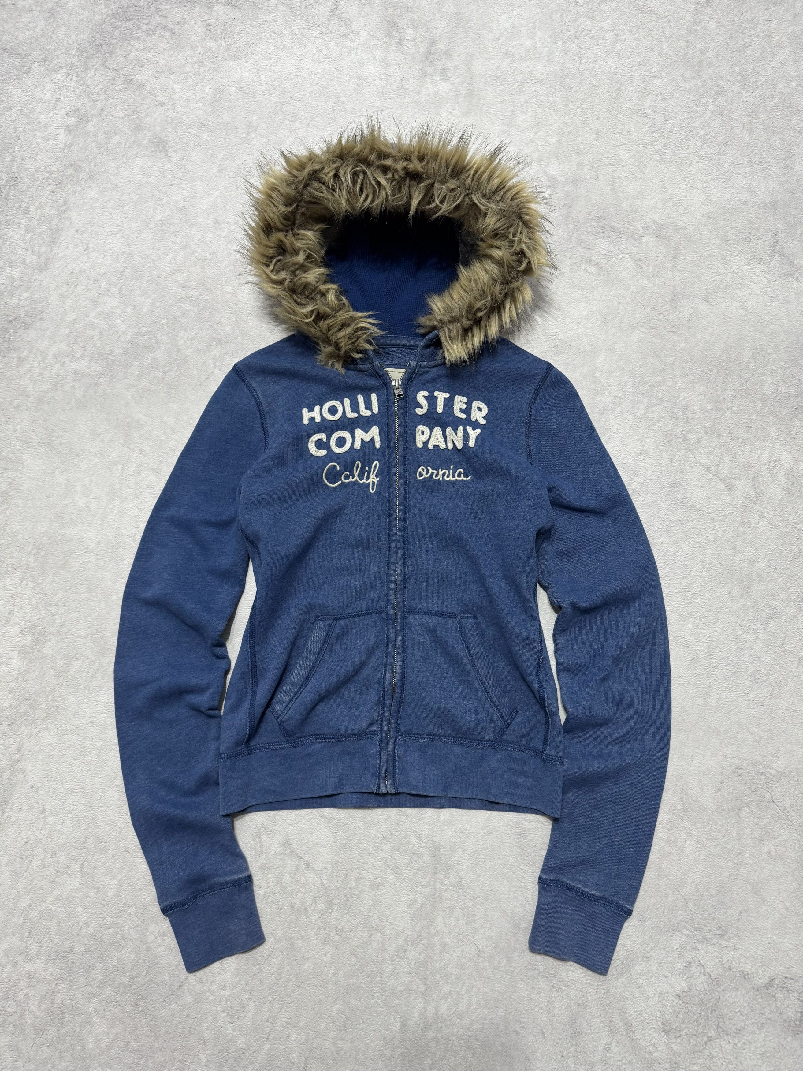Vintage Y2K Hollister Zip Up Fur Hoodie size M