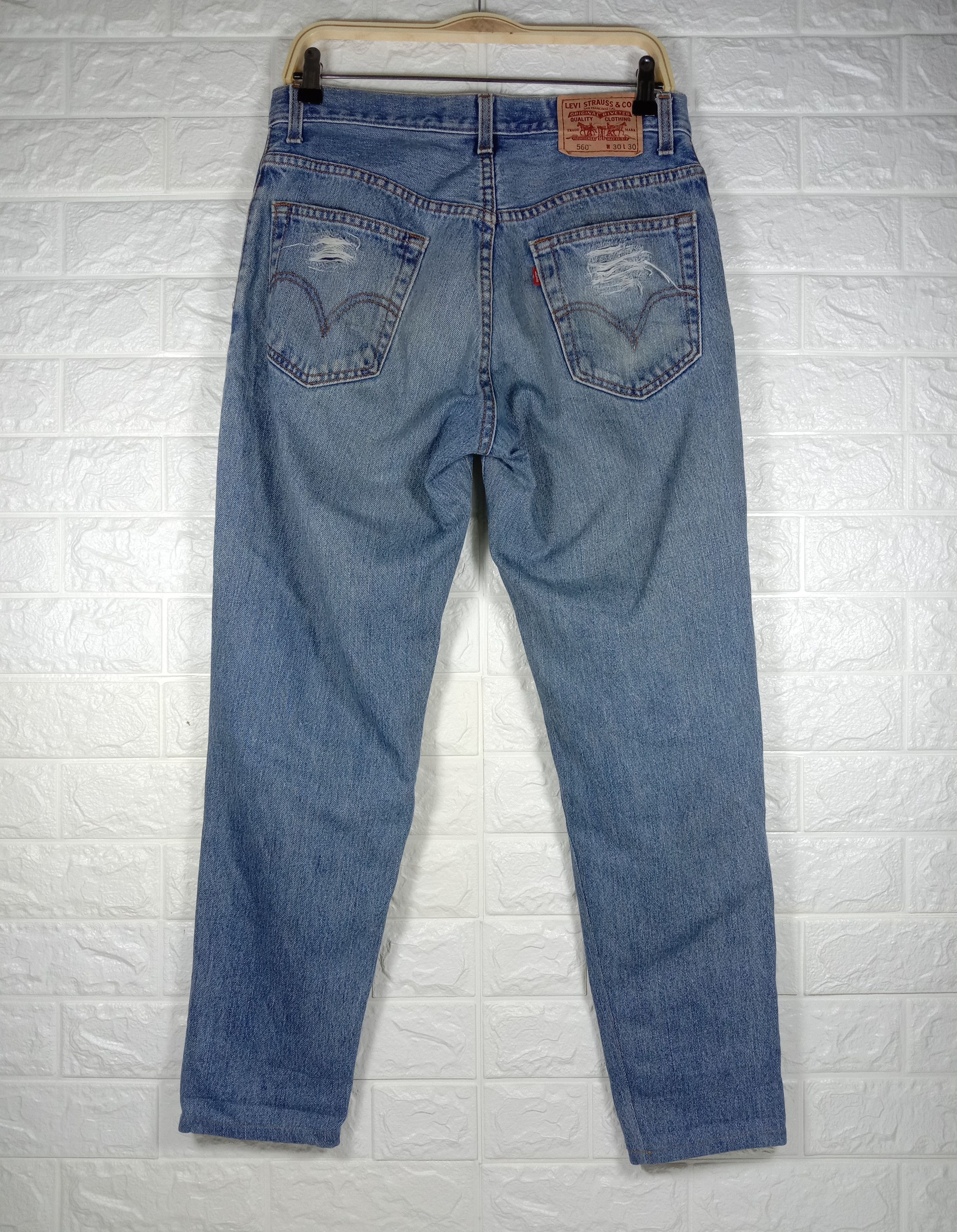 Levi's Vintage Levi's 560 Ripped Jeans Distressed Denim Size US 30 / EU 46 - 5 Thumbnail