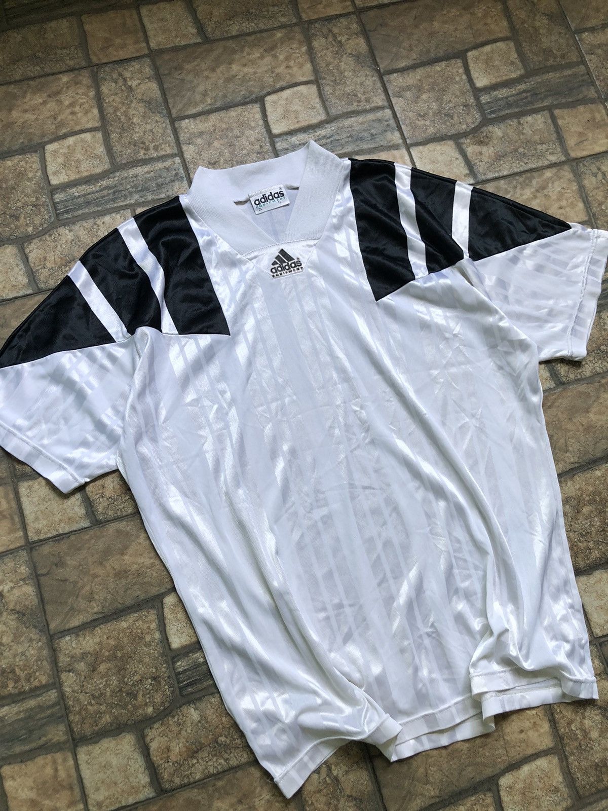 Adidas ADIDAS X VINTAGE X T-SHIRT Size US L / EU 52-54 / 3 - 2 Thumbnail