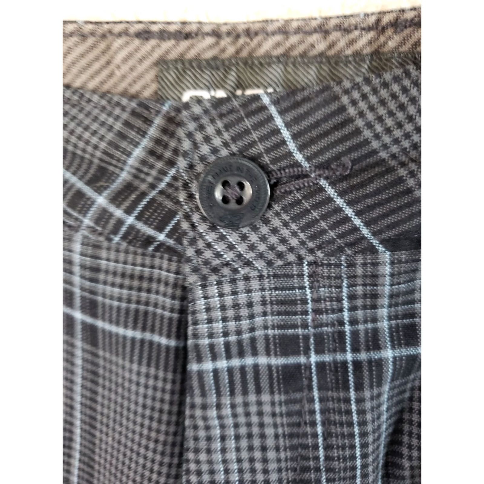 J Brand O’Neill Surf Brand Casual Chino Shorts Men 30x10 Plaid Zip Belt Loops Logo Pockets Gray Blue Black Twill New Size US 30 / EU 46 - 4 Thumbnail