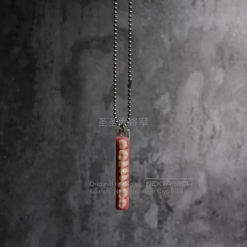 Carol Christian Poell Carol Christian Poell Tooth Necklace. Size ONE SIZE - 1 Thumbnail