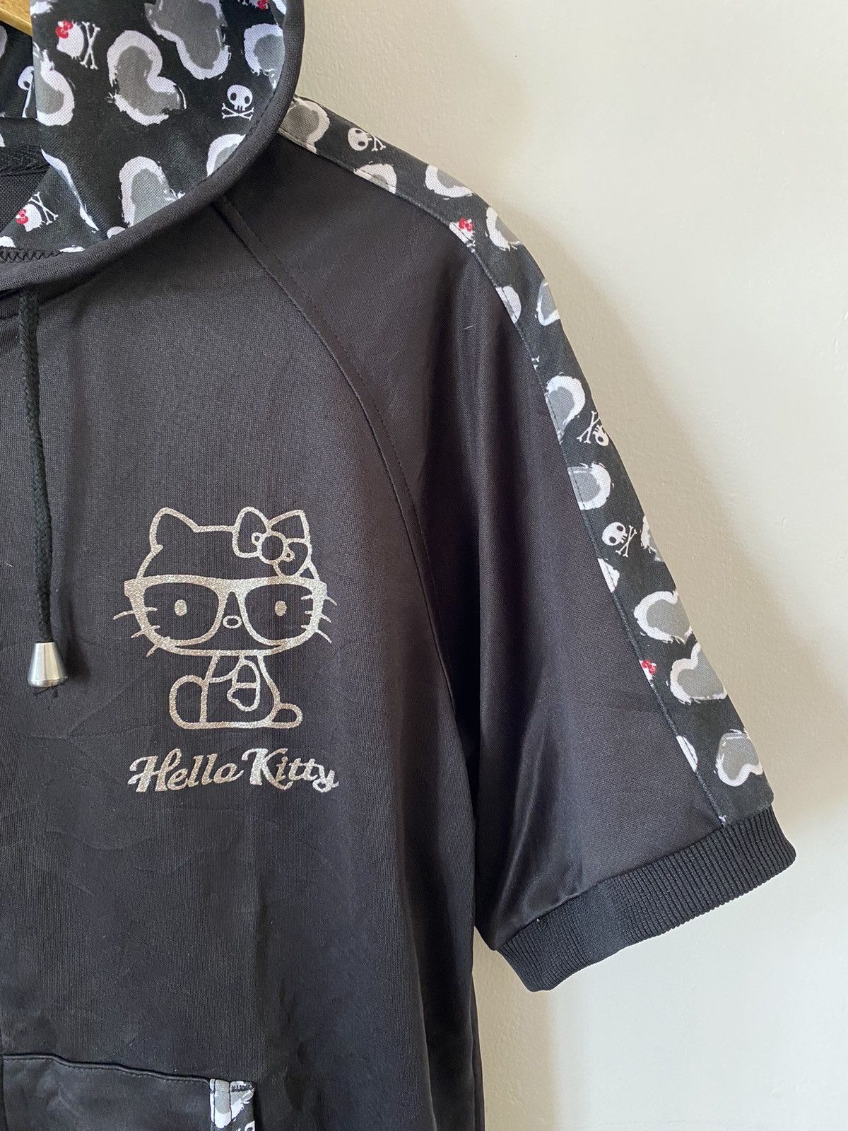 Anime × If Six Was Nine × Japanese Brand Vintage 90' Hello Kitty Big Logo Hoodies Sweater Size US L / EU 52-54 / 3 - 3 Thumbnail