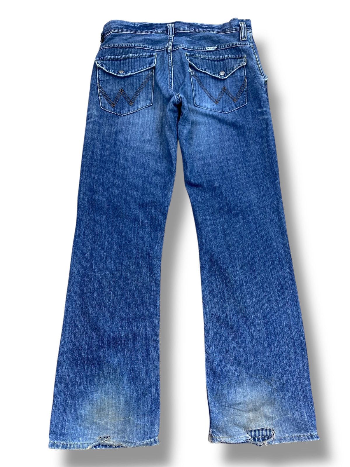 Wrangler Wrangler Brand Whiskers Blue Wash Style Bootcut Jeans Size US 32 / EU 48 - 3 Thumbnail