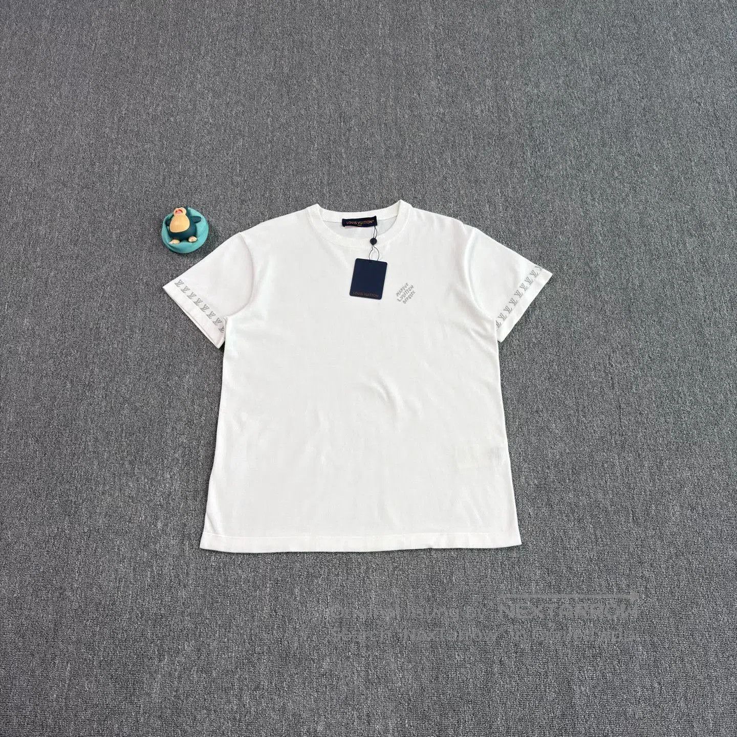 Louis Vuitton LV Full Print Knit Short Sleeve. Size US S / EU 44-46 / 1 - 1 Thumbnail