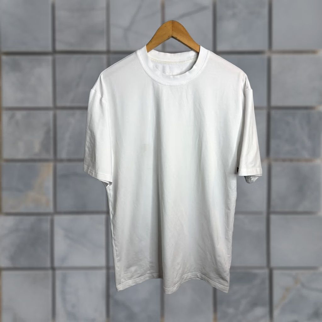 Vintage BYLT Shirt Mens Small White Crewneck Basic Tee Short Sleeve Size US S / EU 44-46 / 1 - 1 Thumbnail