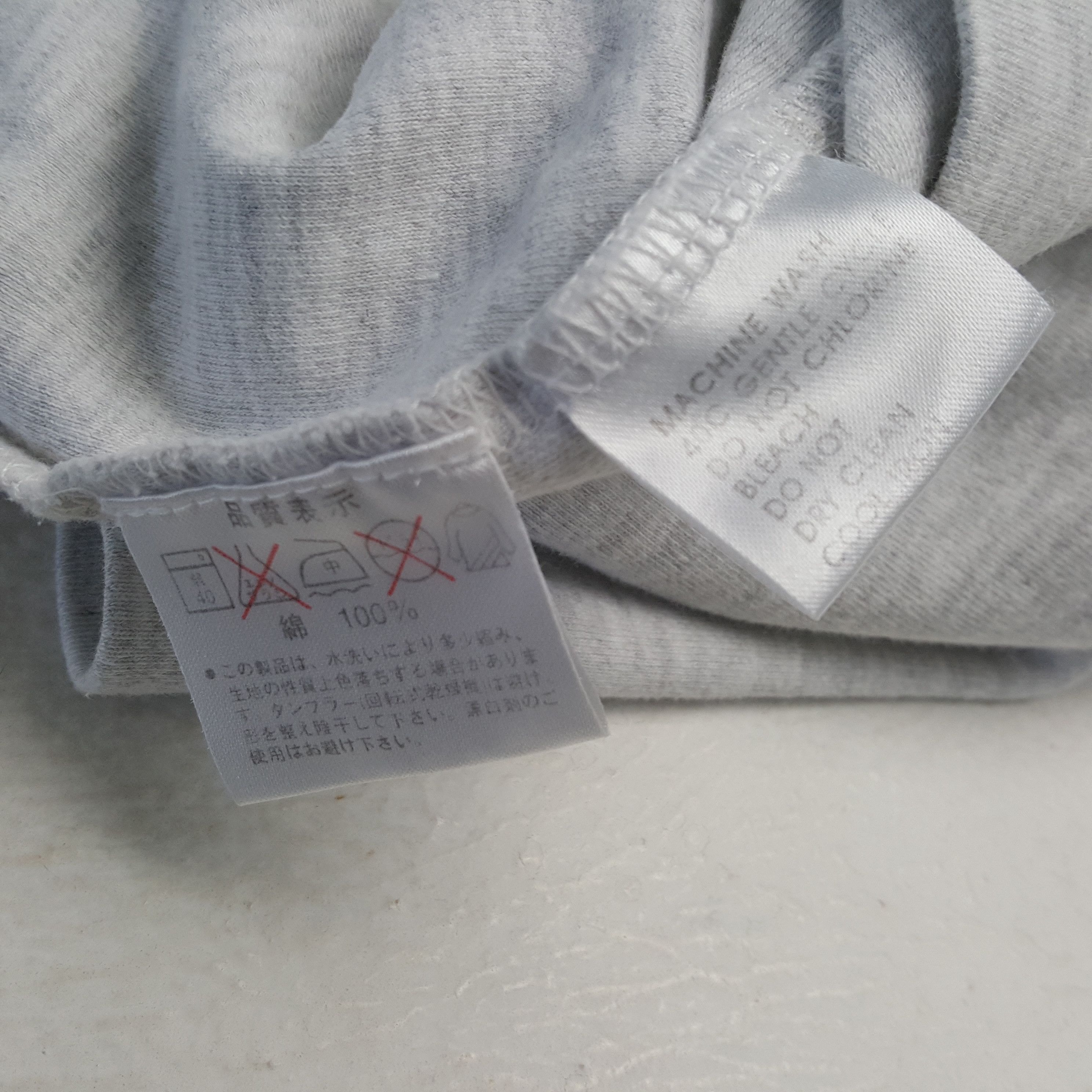 Vintage × Yves Saint Laurent Vintage YVES SAINT LAURENT Italian Fashion Brand T-Shirts Size US L / EU 52-54 / 3 - 5 Thumbnail