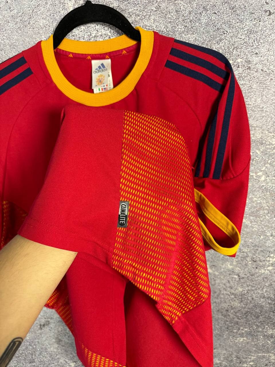 Adidas RAUL Vintage Spain National Team 2001 Adidas Soccer Jersey Size US M / EU 48-50 / 2 - 11 Thumbnail