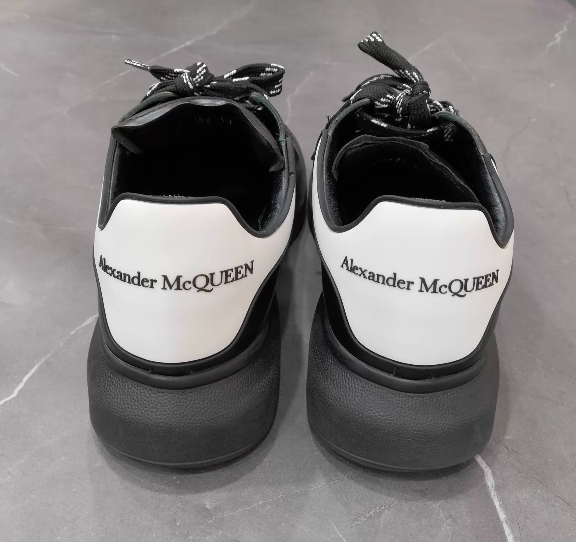 Alexander McQueen Alexander McQueen Black Sneaker 41 Size US 8 / EU 41 - 5 Thumbnail