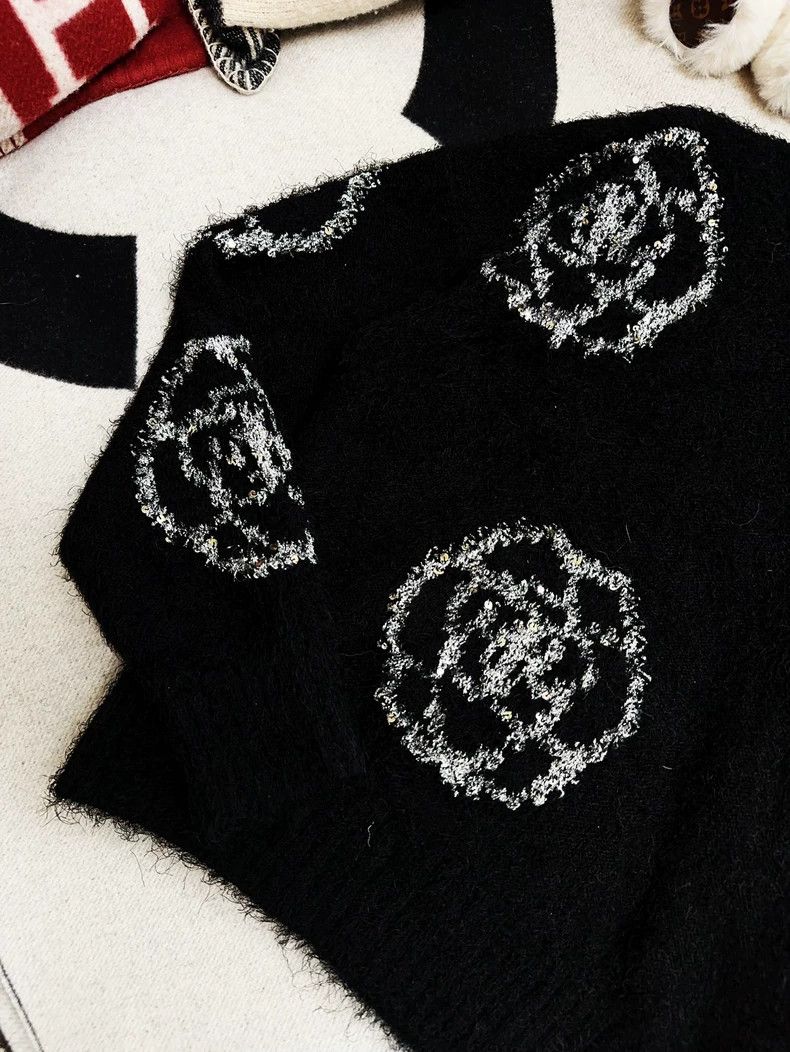 Chanel Chanel 23k autumn and winter black shiny camellia sequin k Size XXS / US 00 / IT 34 - 3 Thumbnail